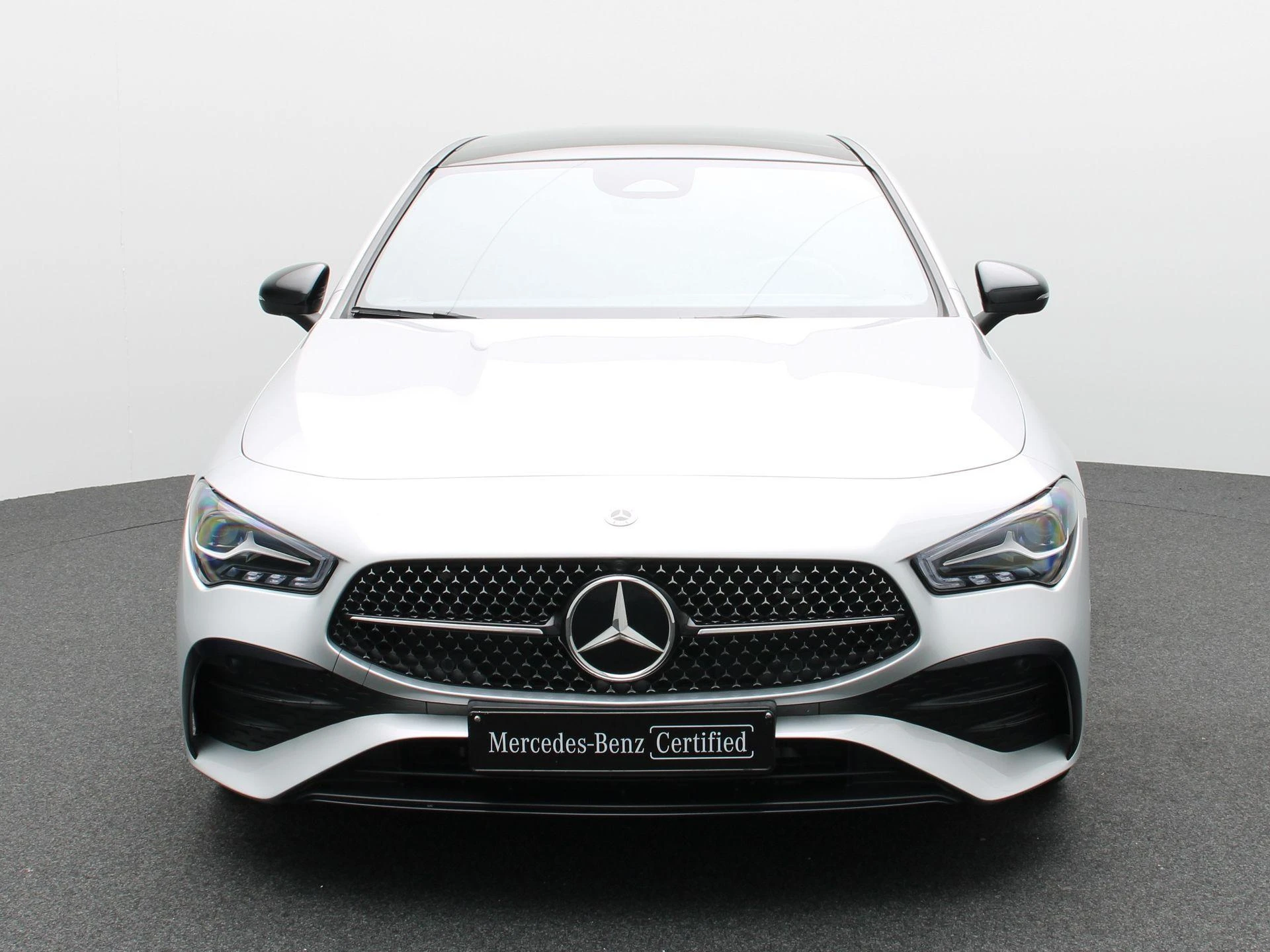 Mercedes-Benz-CLA-image-2