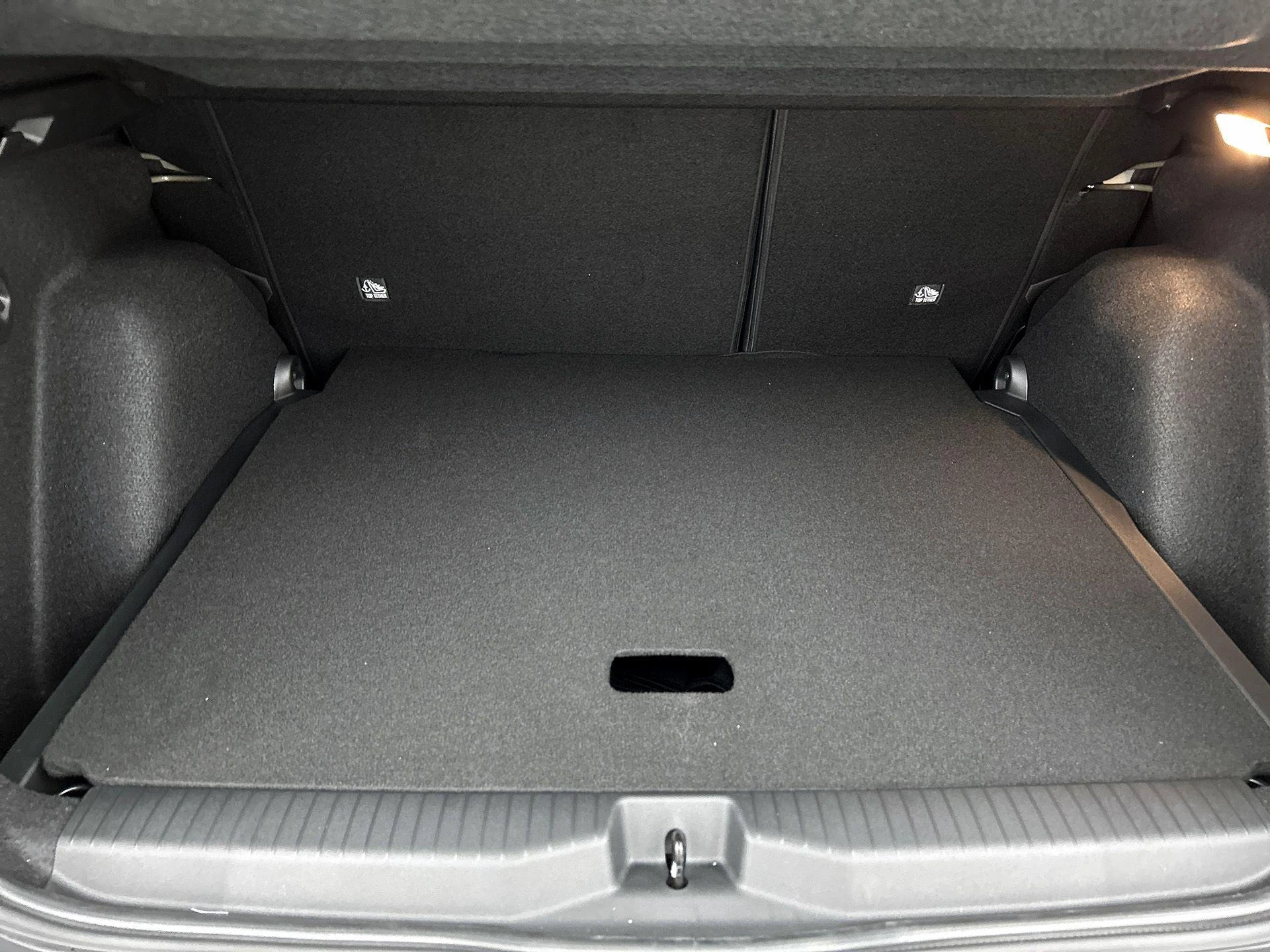 Opel-Frontera-image-23