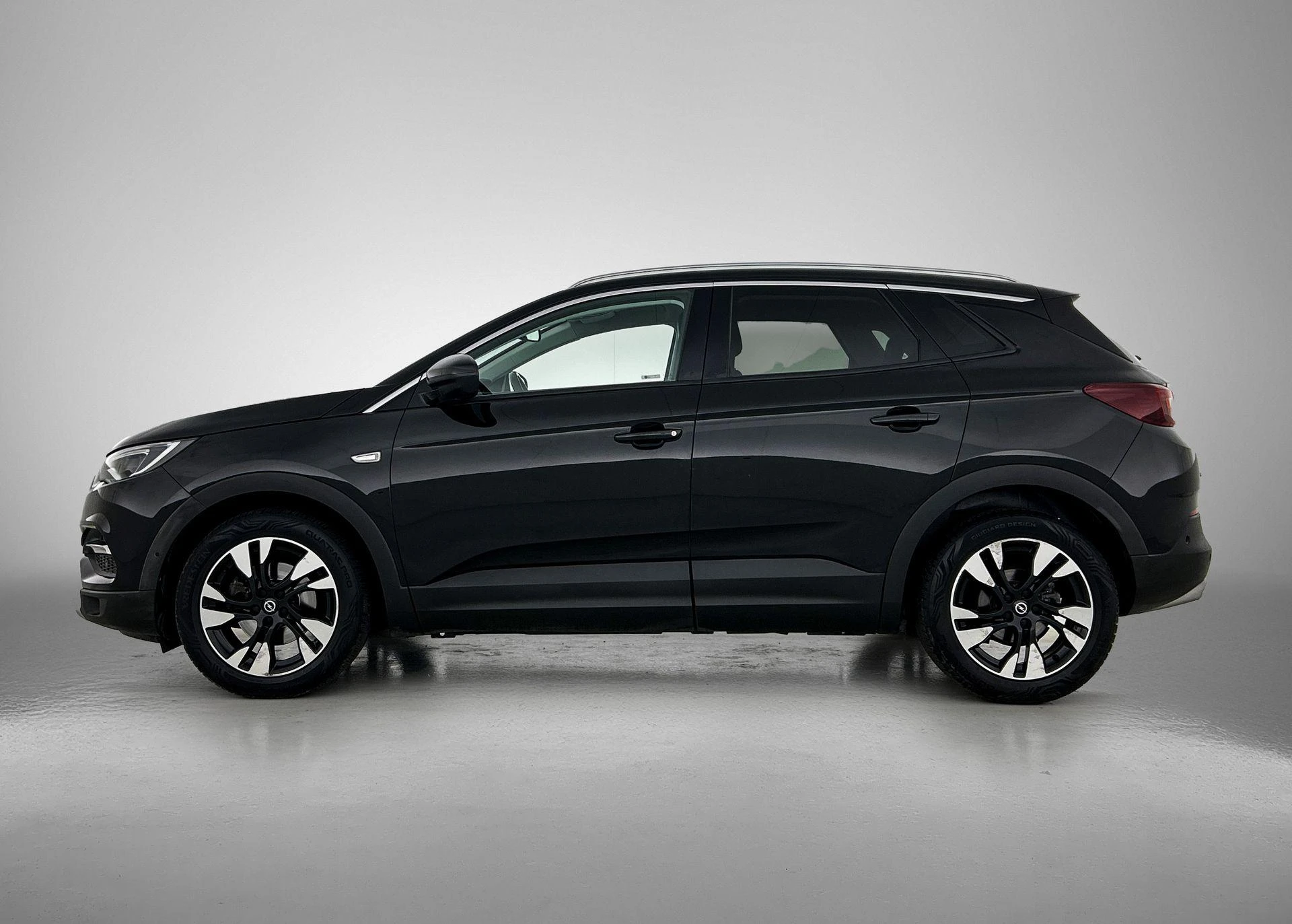 Opel-Grandland X-image-1