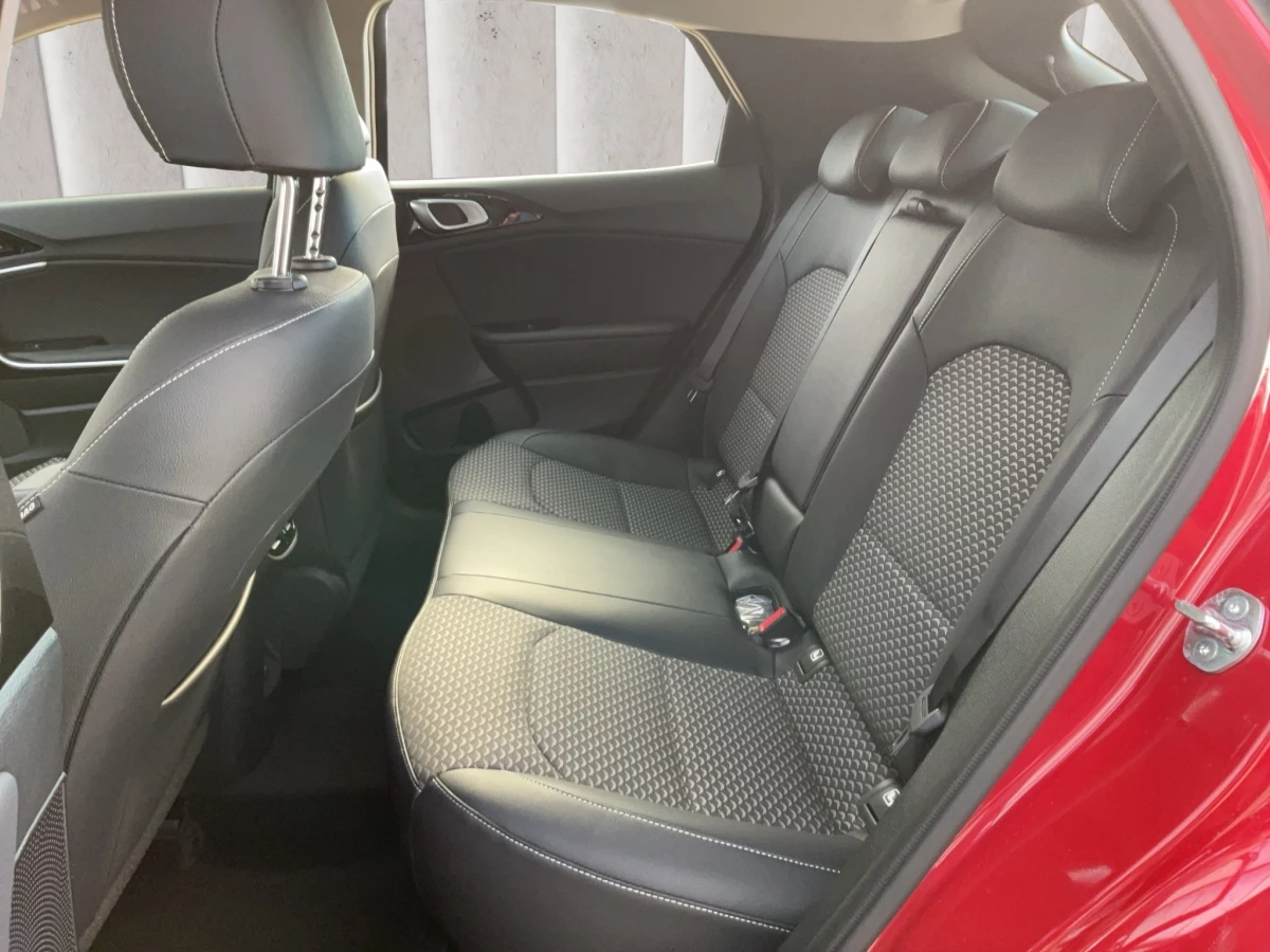 Kia-XCeed-image-8