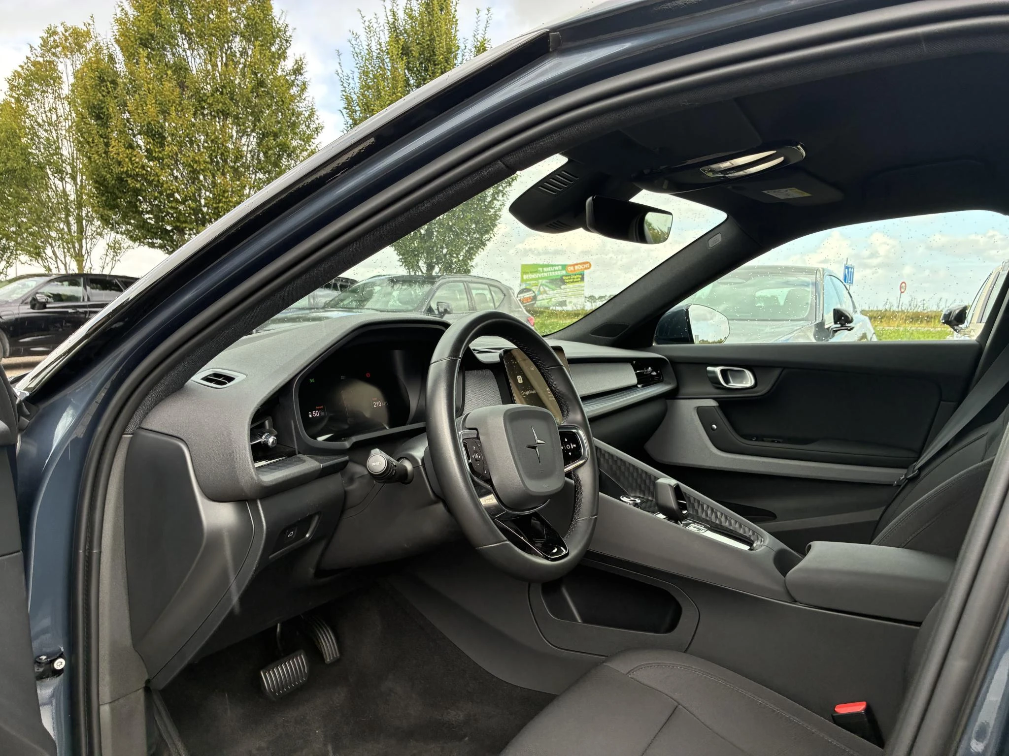 Polestar-2-image-10