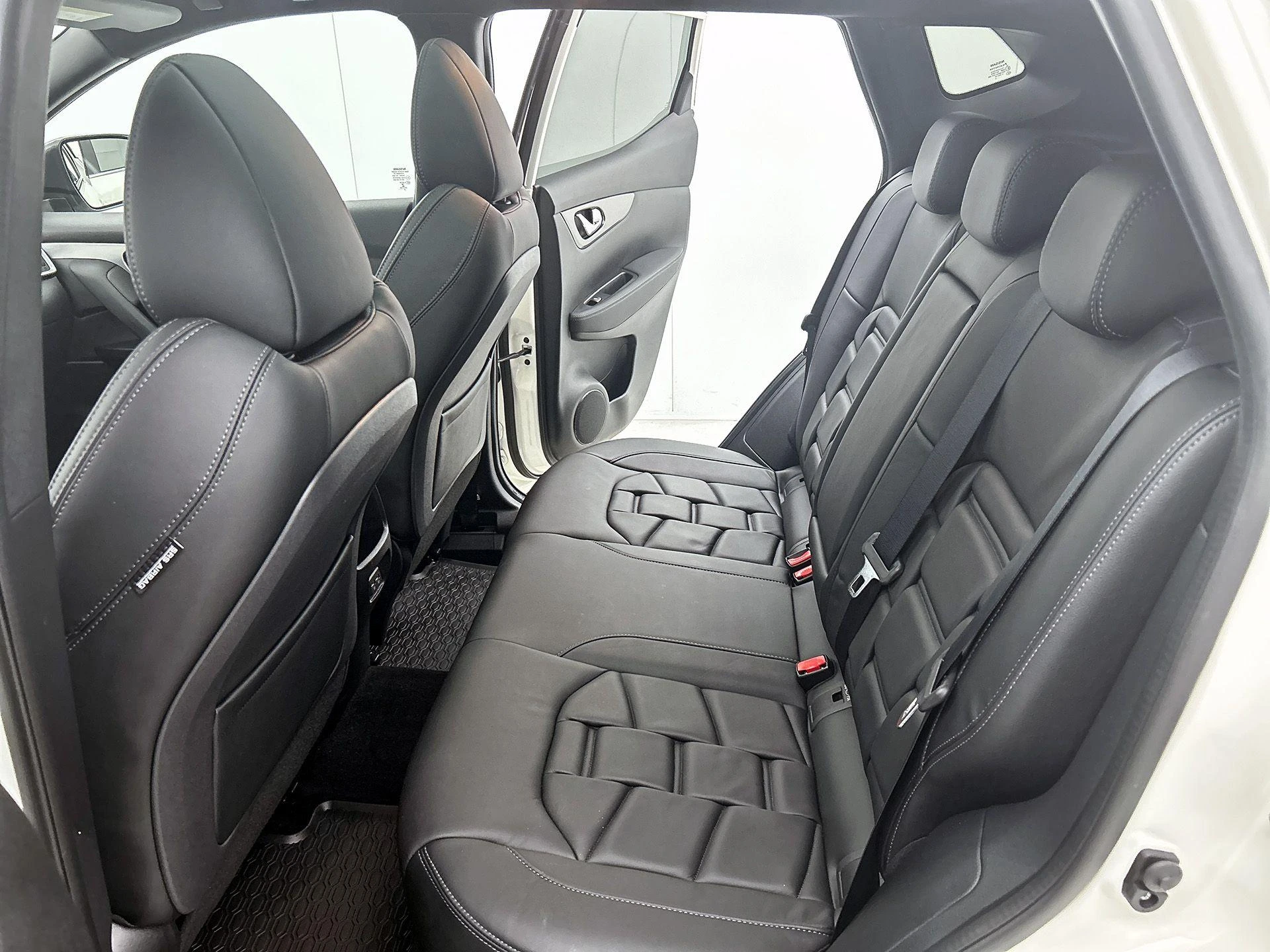 Nissan-QASHQAI-image-27