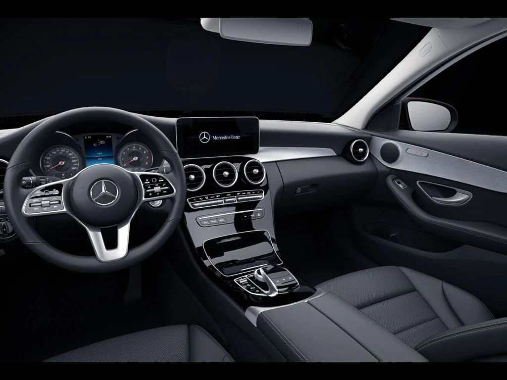 Mercedes-Benz-C-Klasse 300-image-7