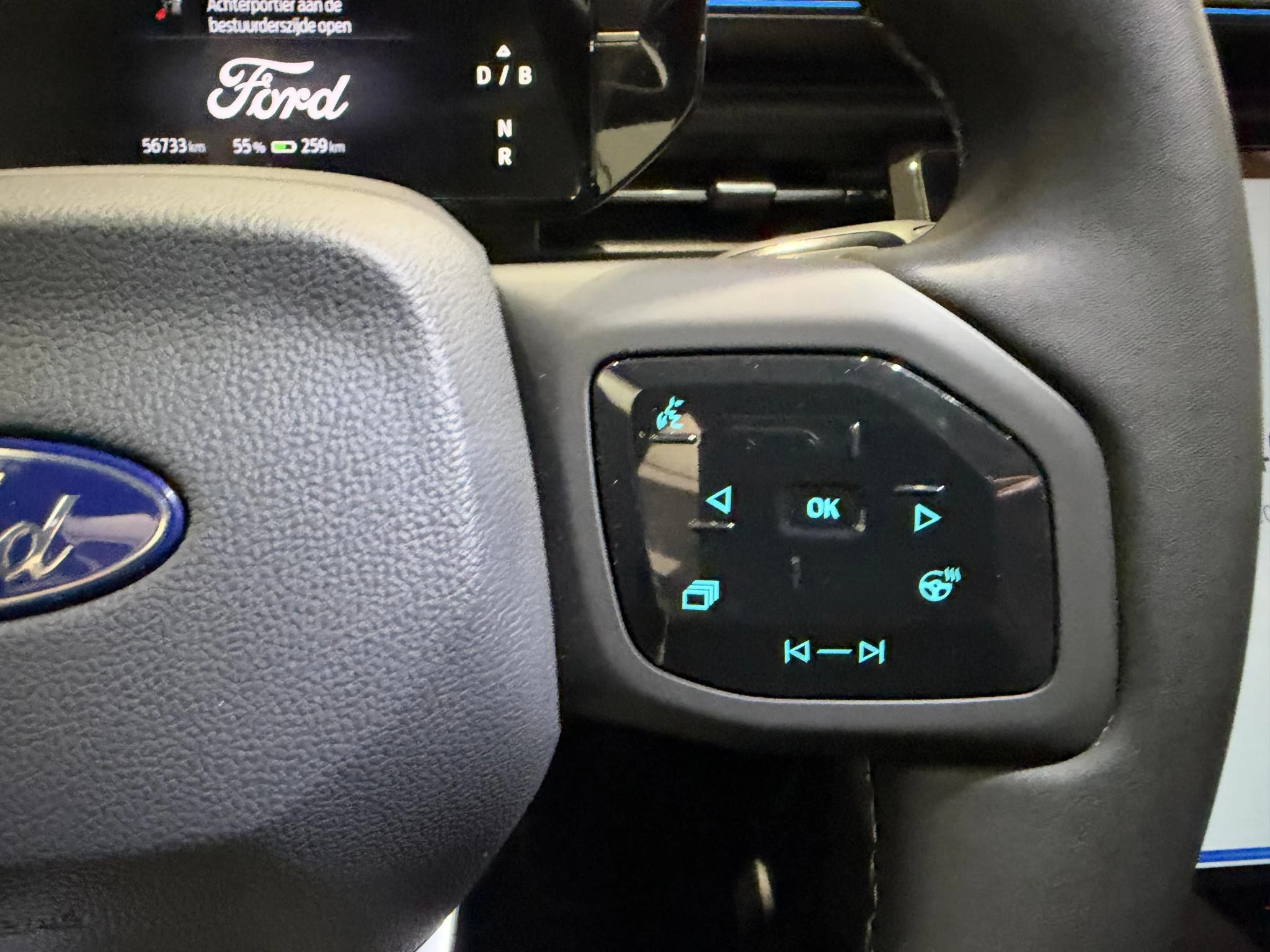 Ford-Explorer-image-17