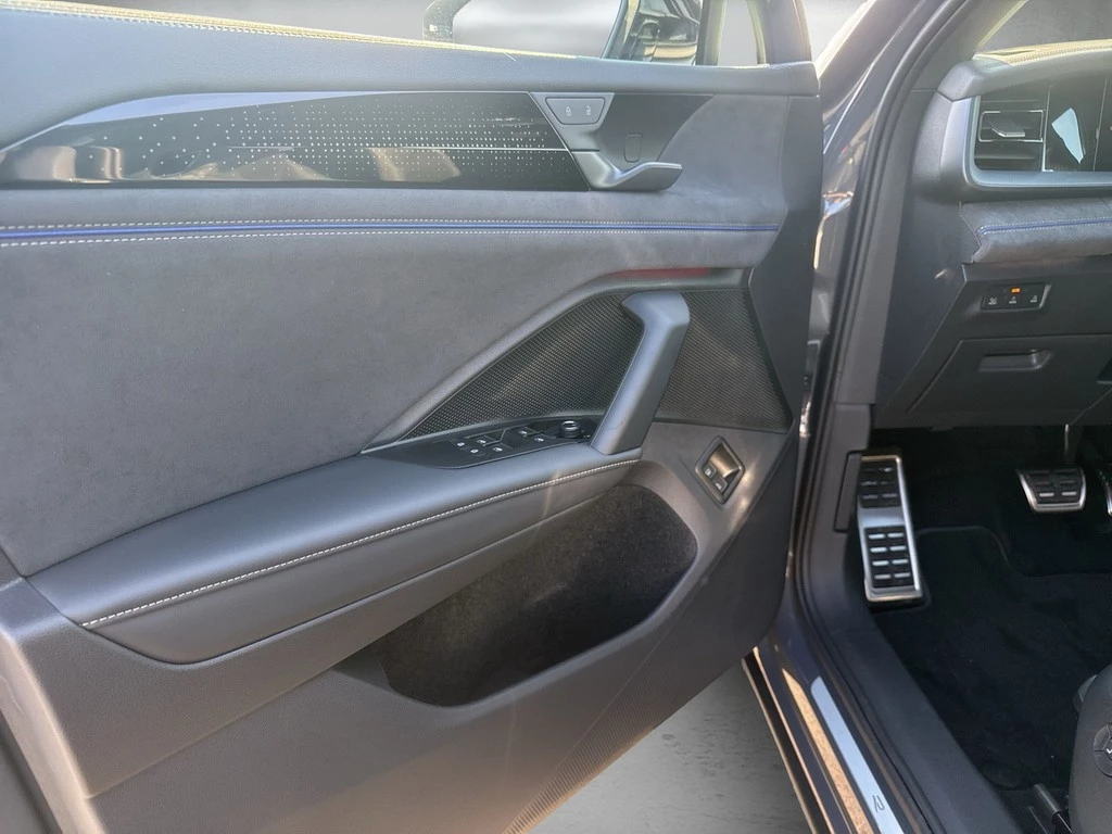 Volkswagen Tayron 1.5l TSI eHybrid DSG R-Line*DDC*Area View