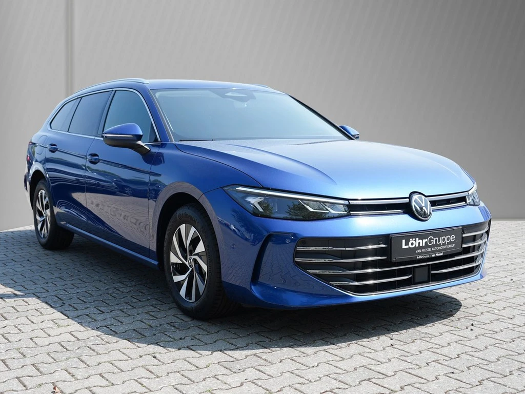 Volkswagen-Passat-image-2