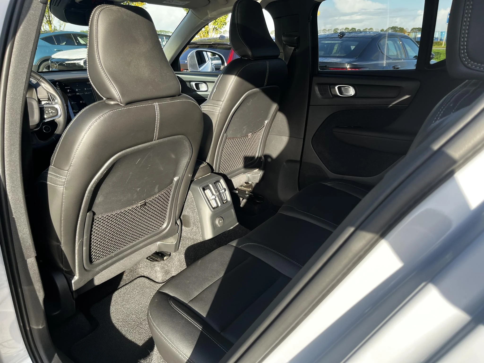 Volvo-XC40-image-4