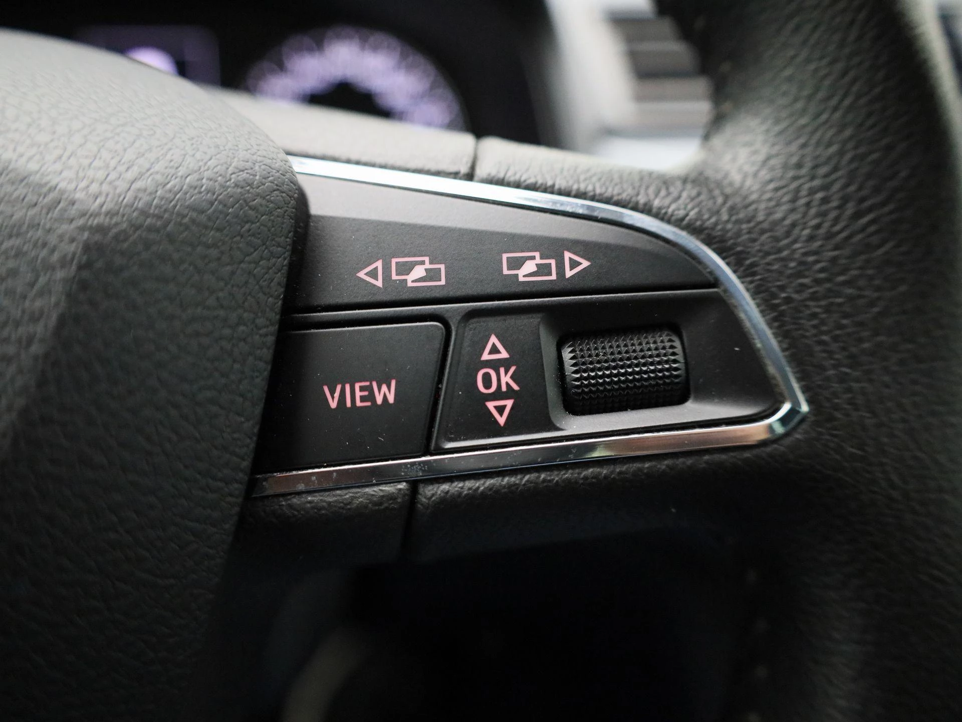 SEAT-Arona-image-15