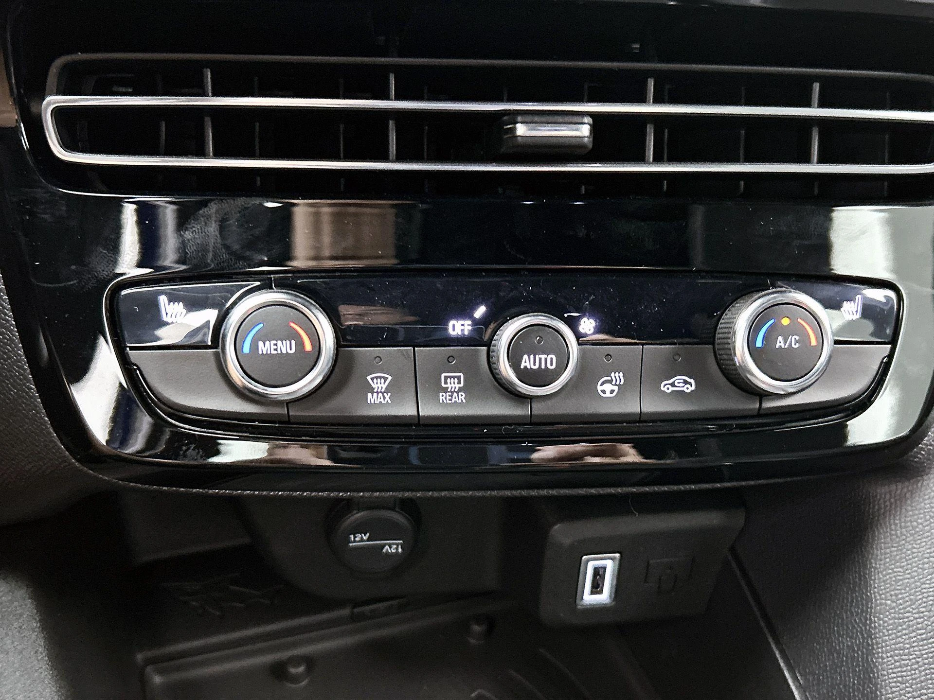 Opel-Mokka-image-10