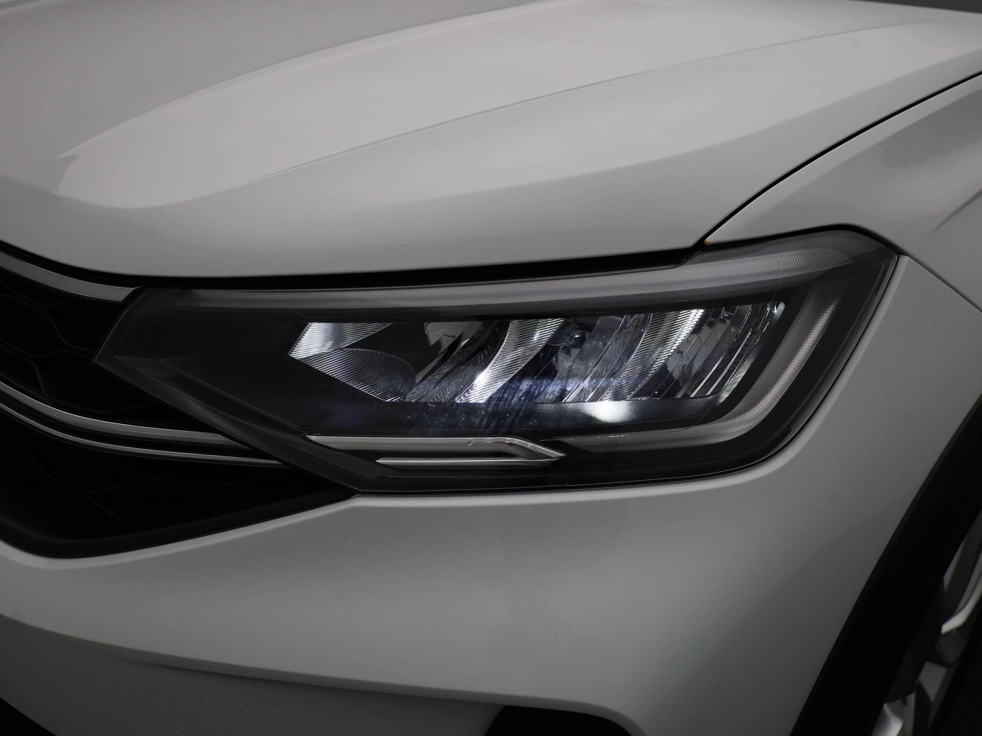 Volkswagen-Taigo-image-14