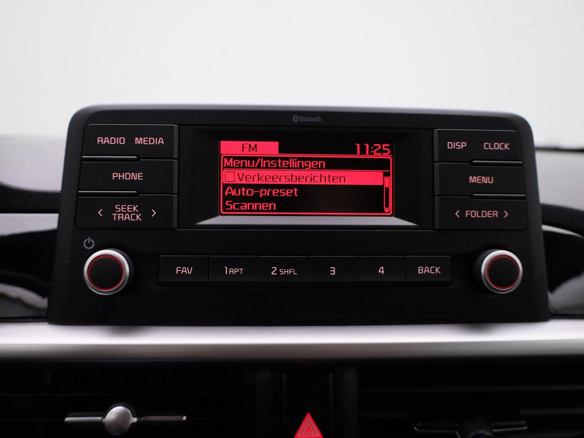Kia-Picanto-image-16