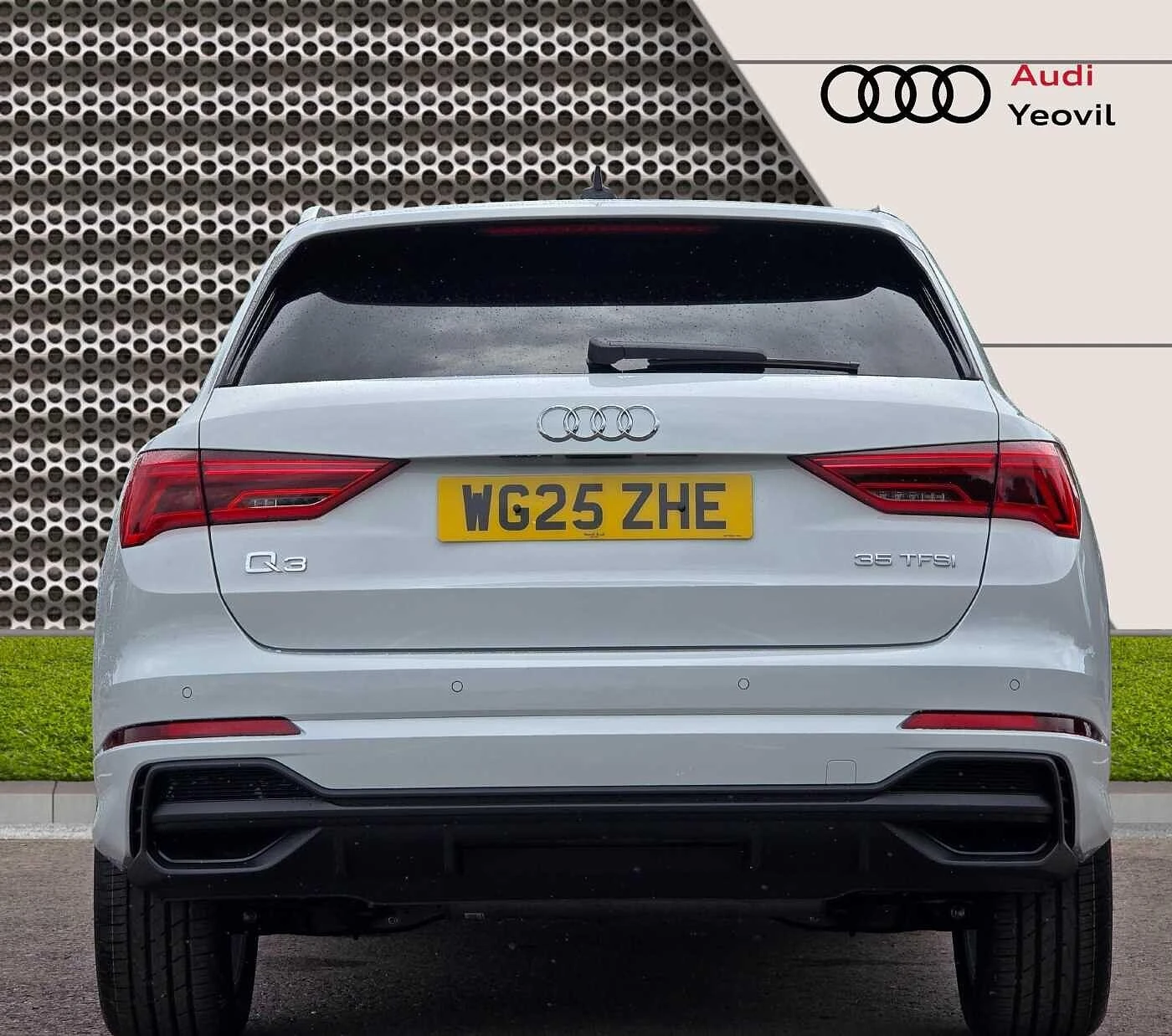 Audi-Q3-image-11