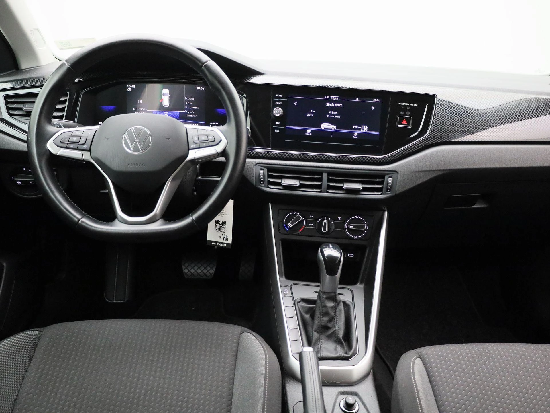 Volkswagen-Polo-image-6