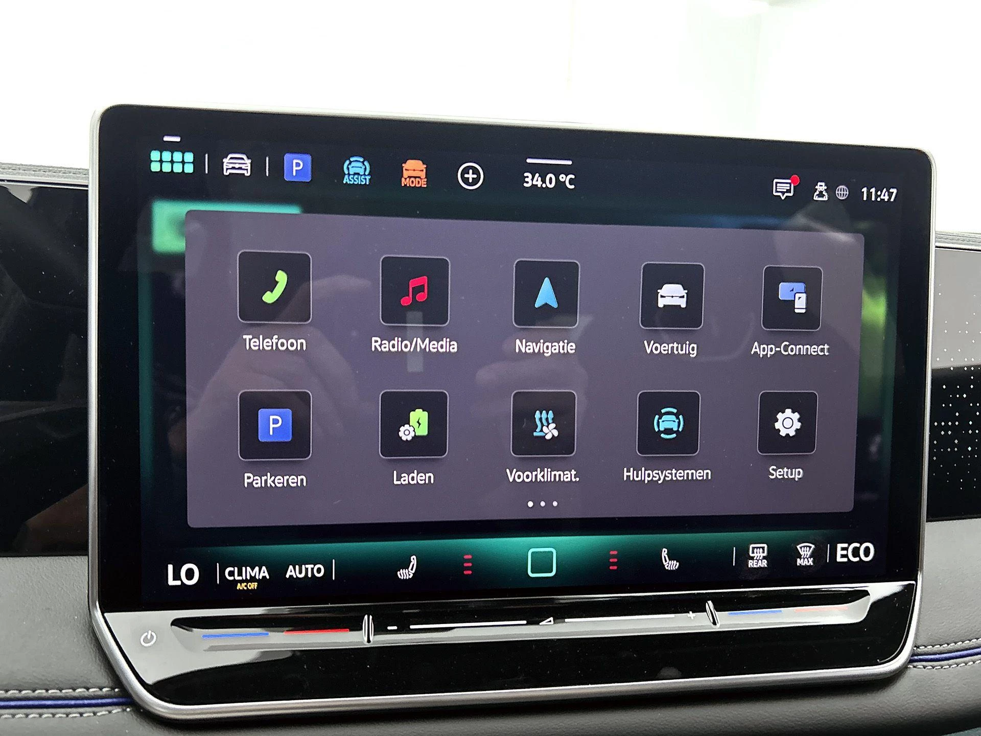 Volkswagen-Tiguan-image-10
