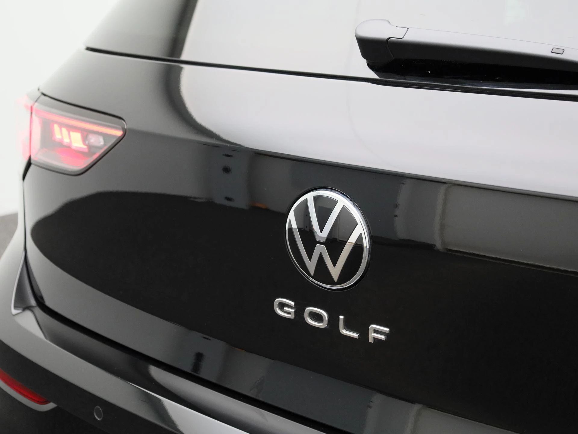 Volkswagen-Golf-image-49