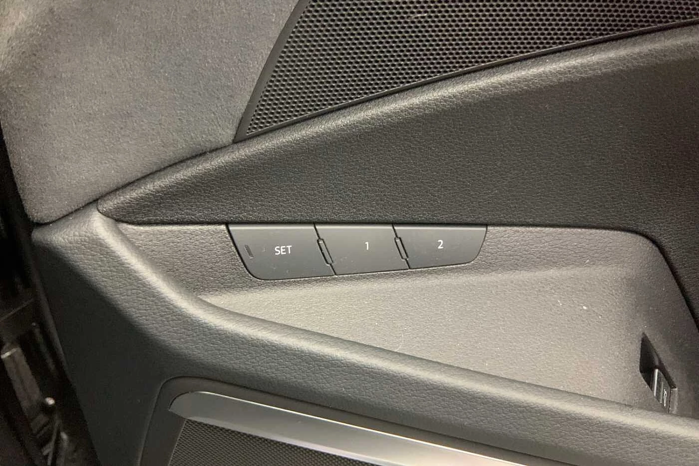 Audi-Q8 e-tron-image-25