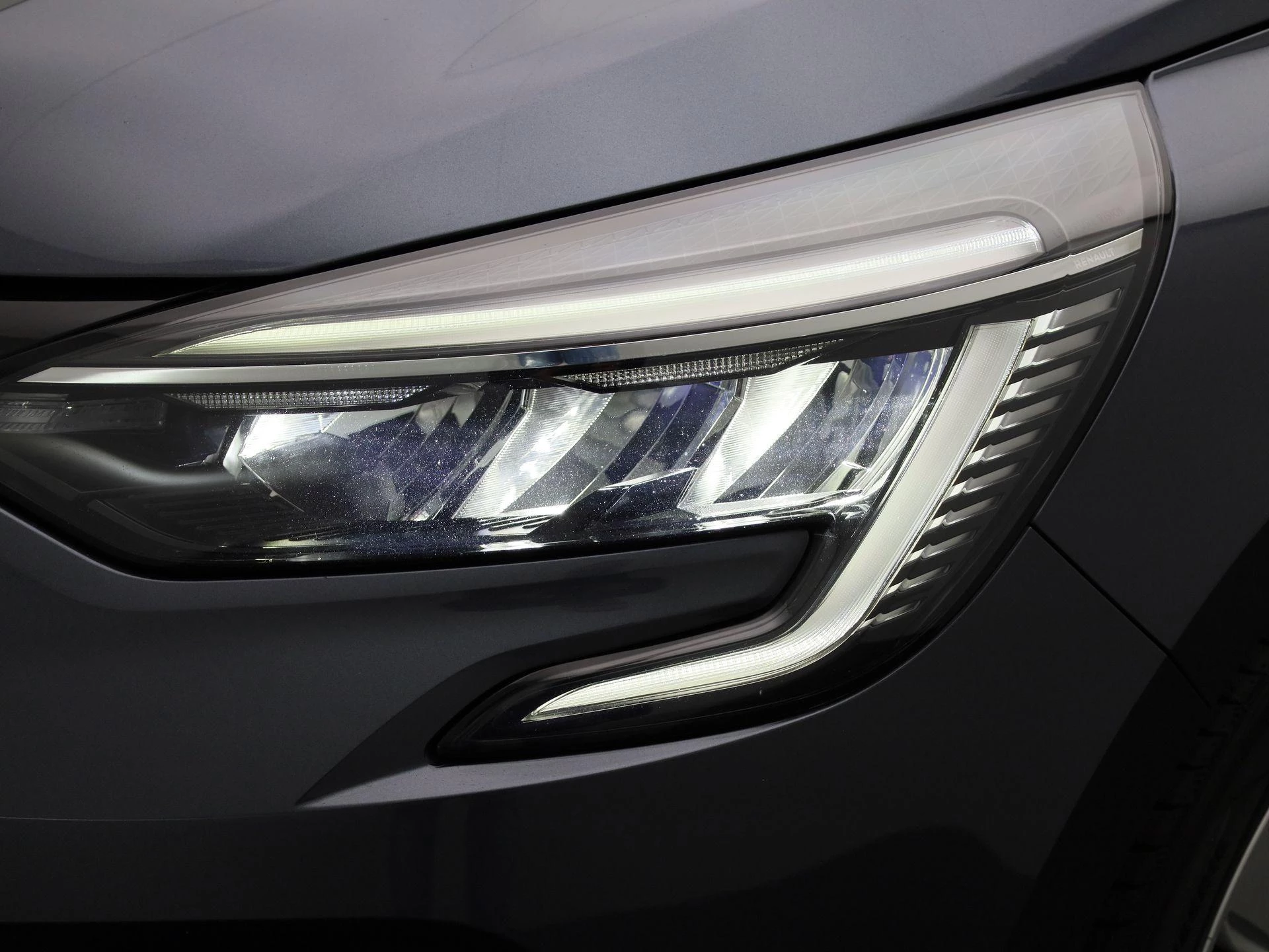 Renault-Clio-image-12