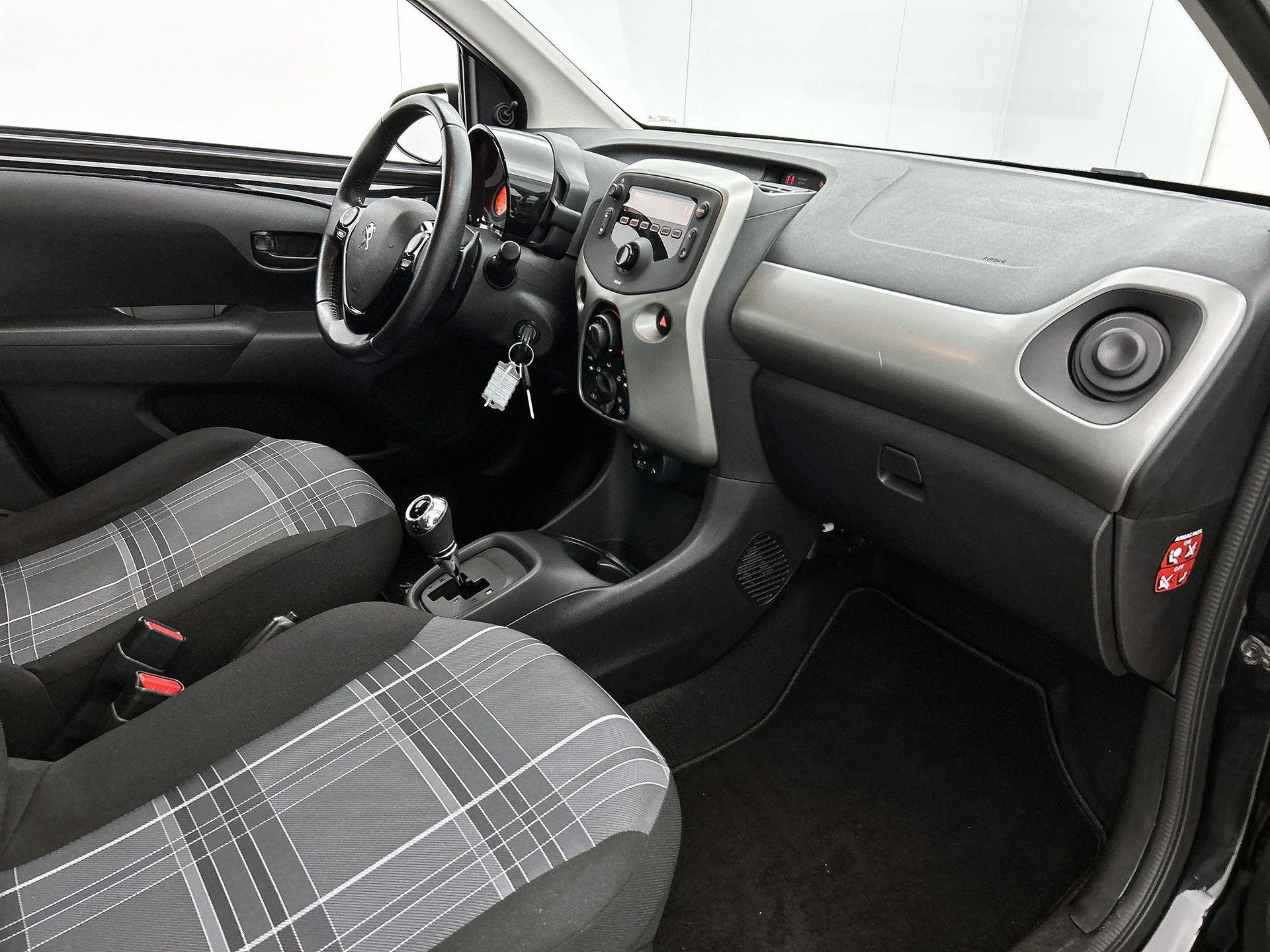 Peugeot-108-image-11