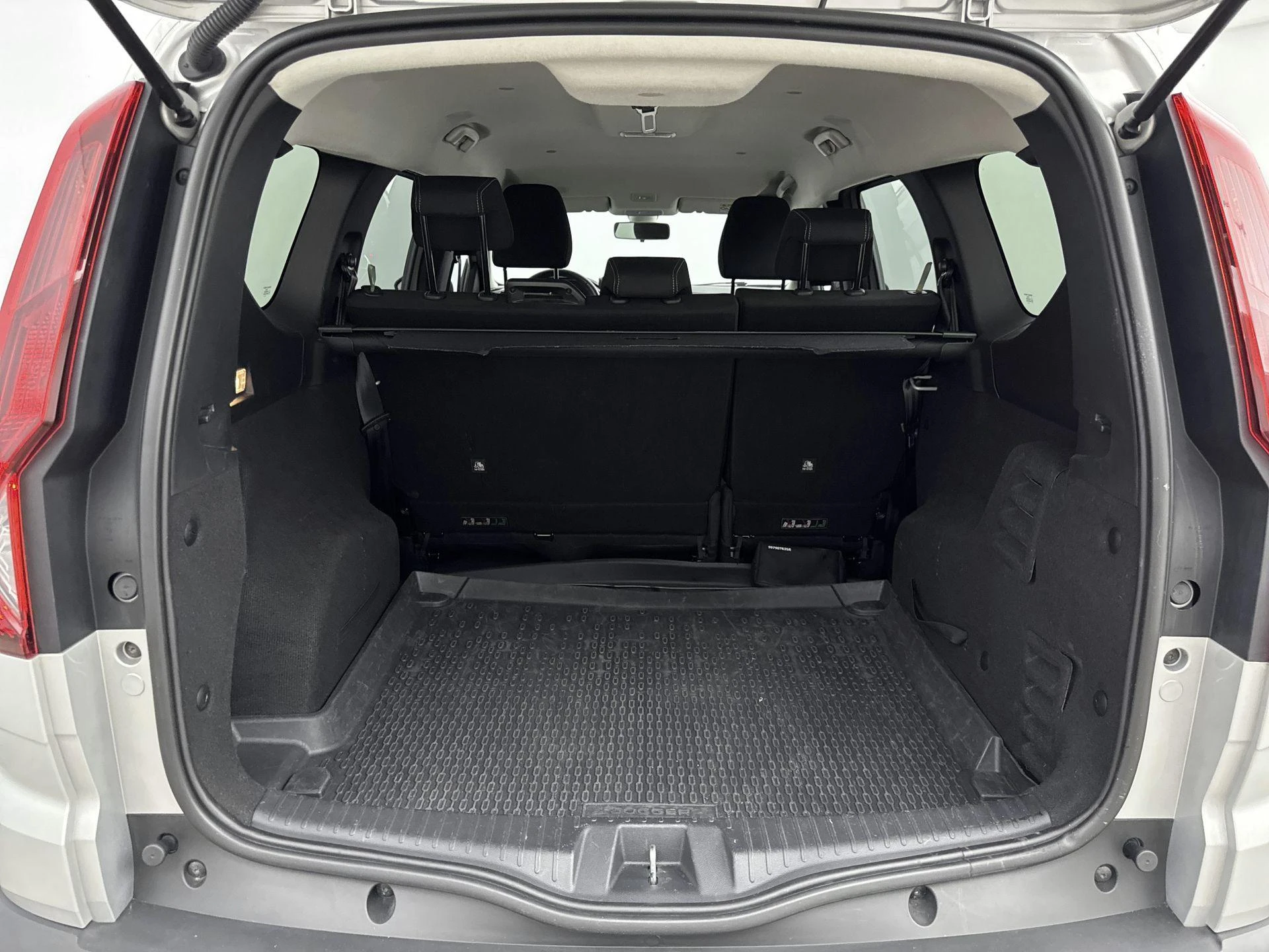 Dacia-Jogger-image-13