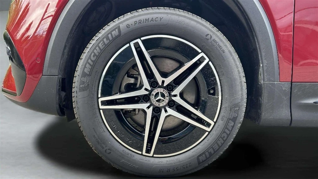 Mercedes-Benz-EQB-image-8