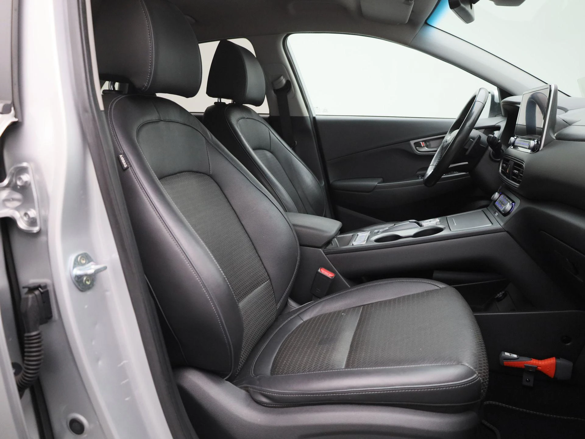 Hyundai-Kona-image-28
