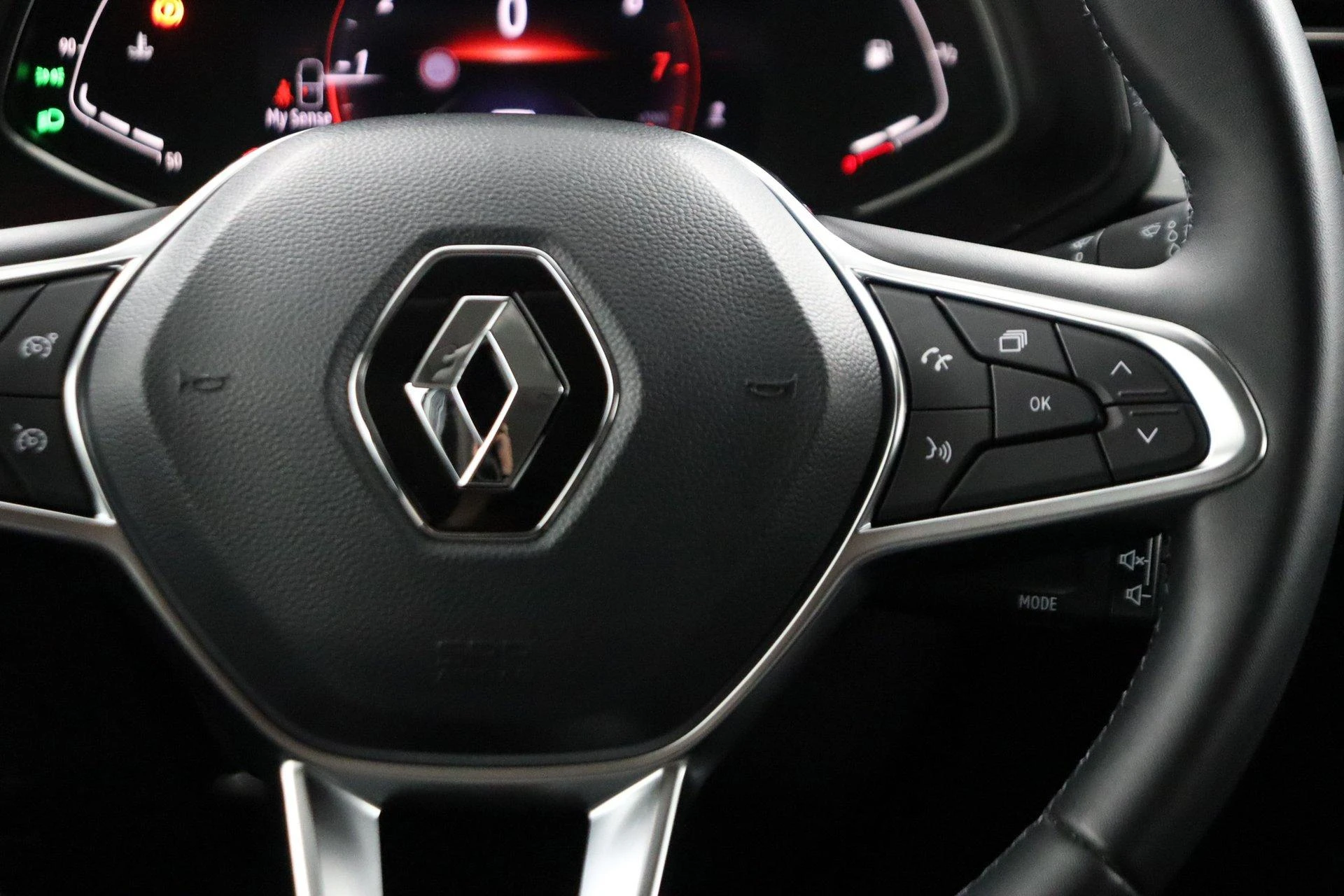 Renault-Captur-image-17