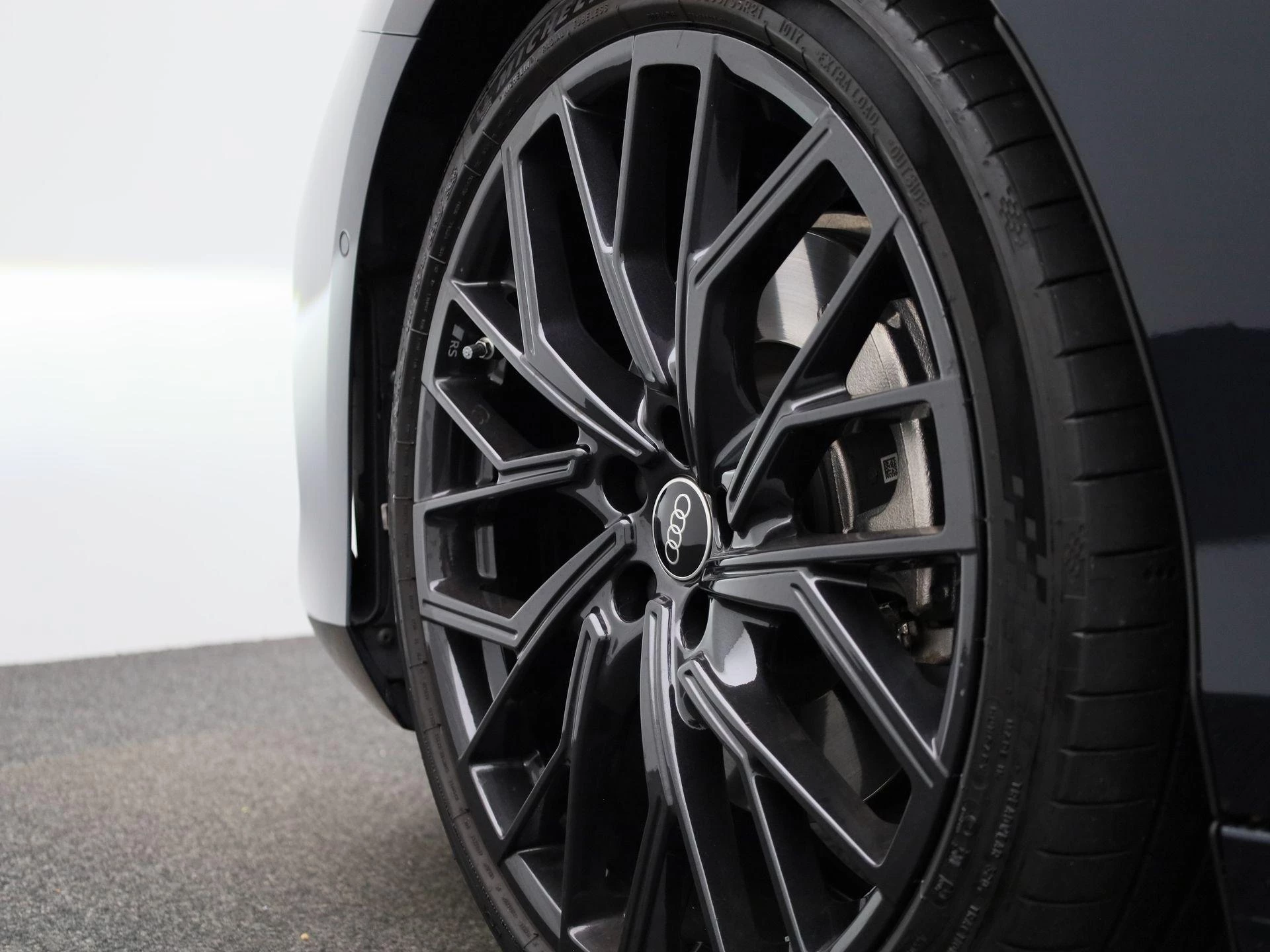 Audi A6 Limousine 2.0 e-hybrid quattro S Edition 299 PK