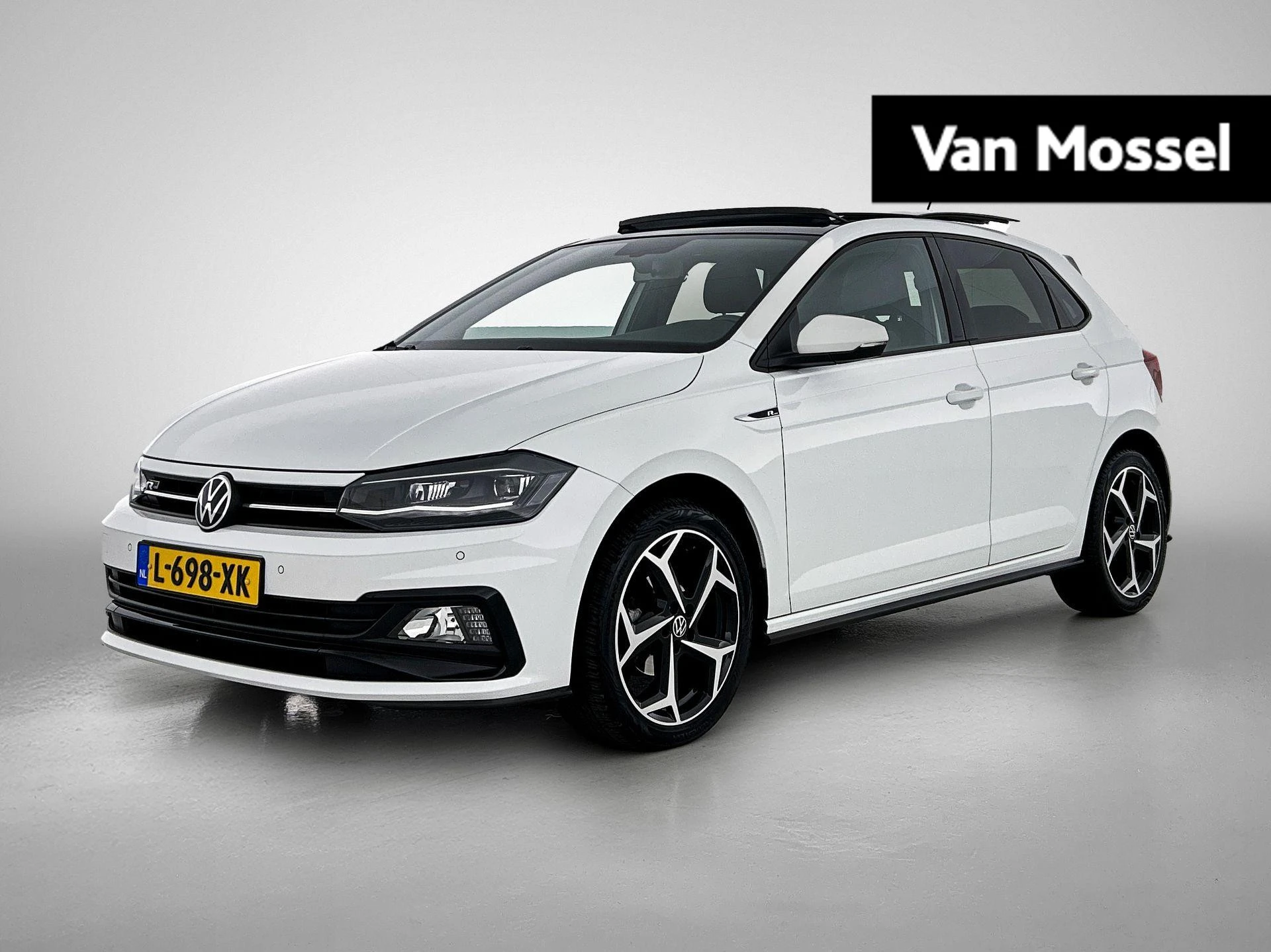 Volkswagen-Polo-image-0
