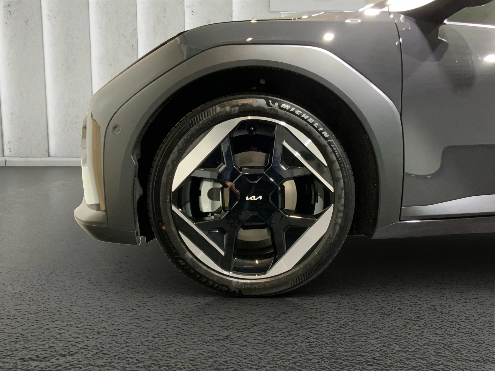 Kia EV4 Hatchback Earth 81 kWh 150 kW Frontantrieb Schräghecklimousine. 5-türig
