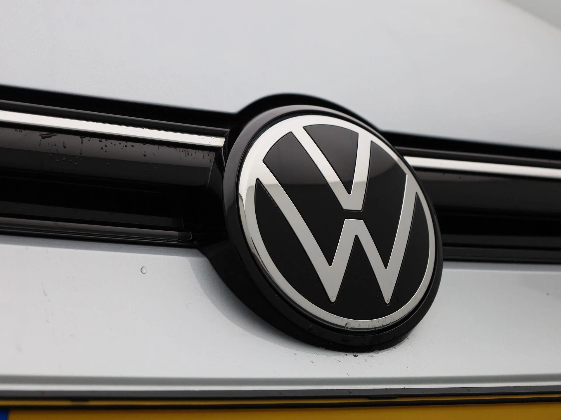 Volkswagen Golf - 42