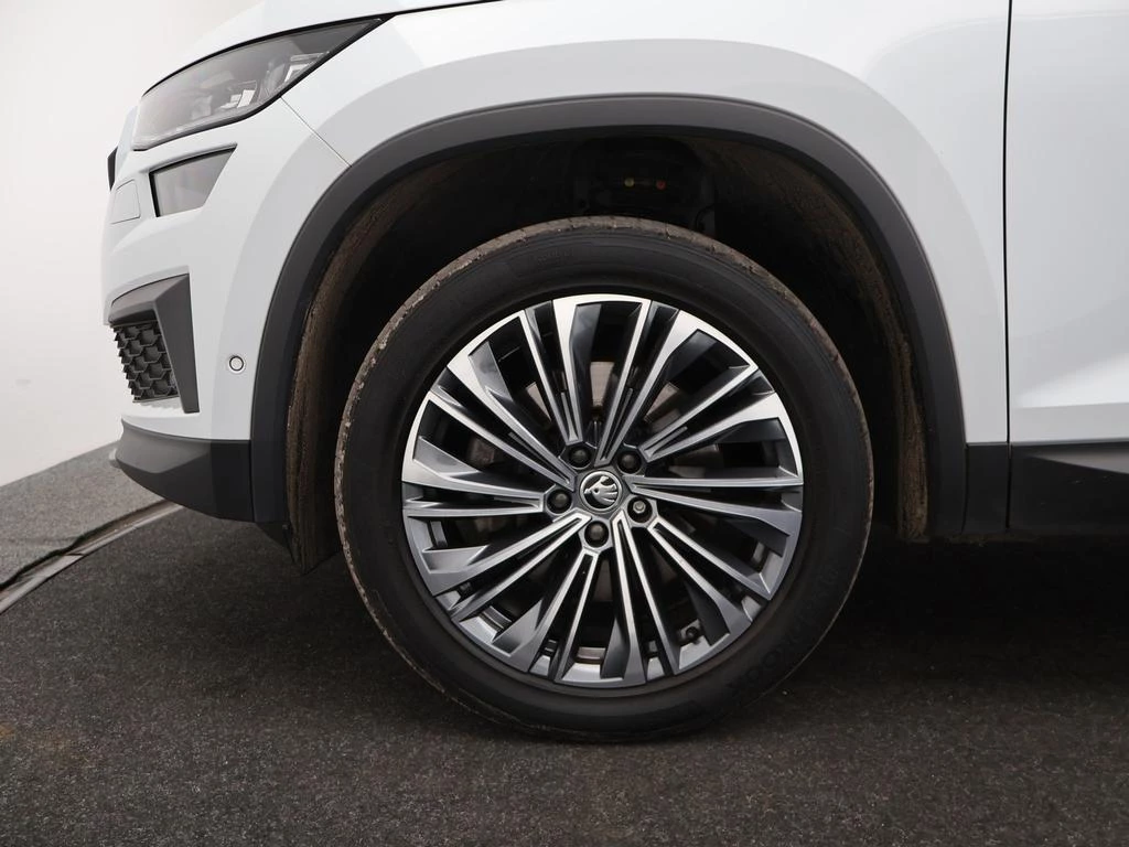 Škoda Kodiaq Kodiaq Clever+ 2.0TDI 150PK *AUTOMAAT*PANODAK*7 ZITPLAATSEN*LEDER*CAMERA*ACC*PDC*NAVI*...*
