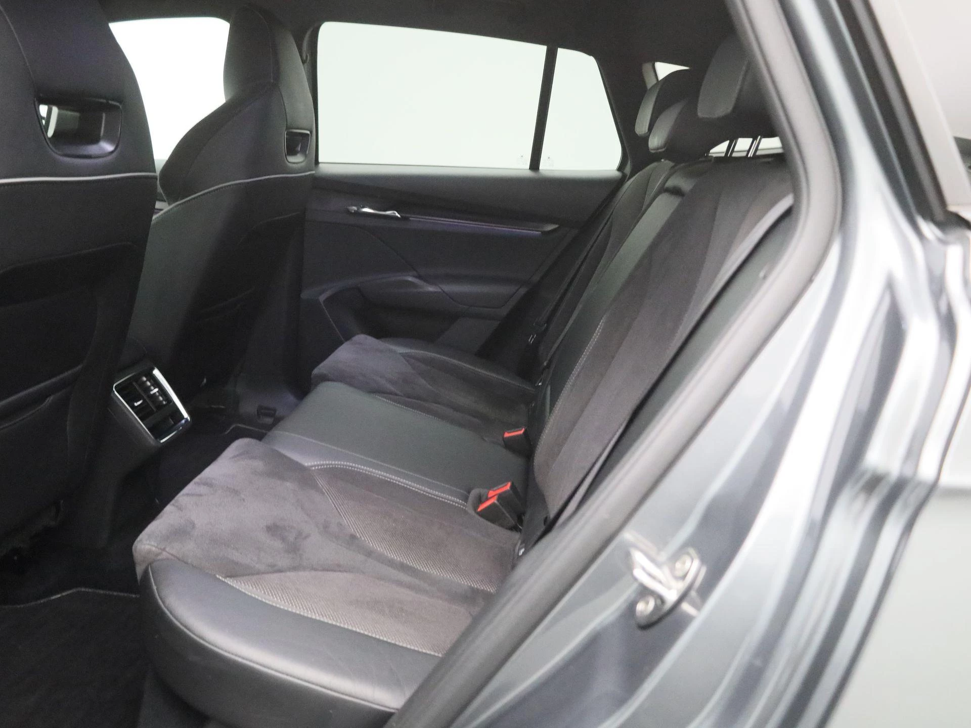 Škoda-Enyaq iV-image-8