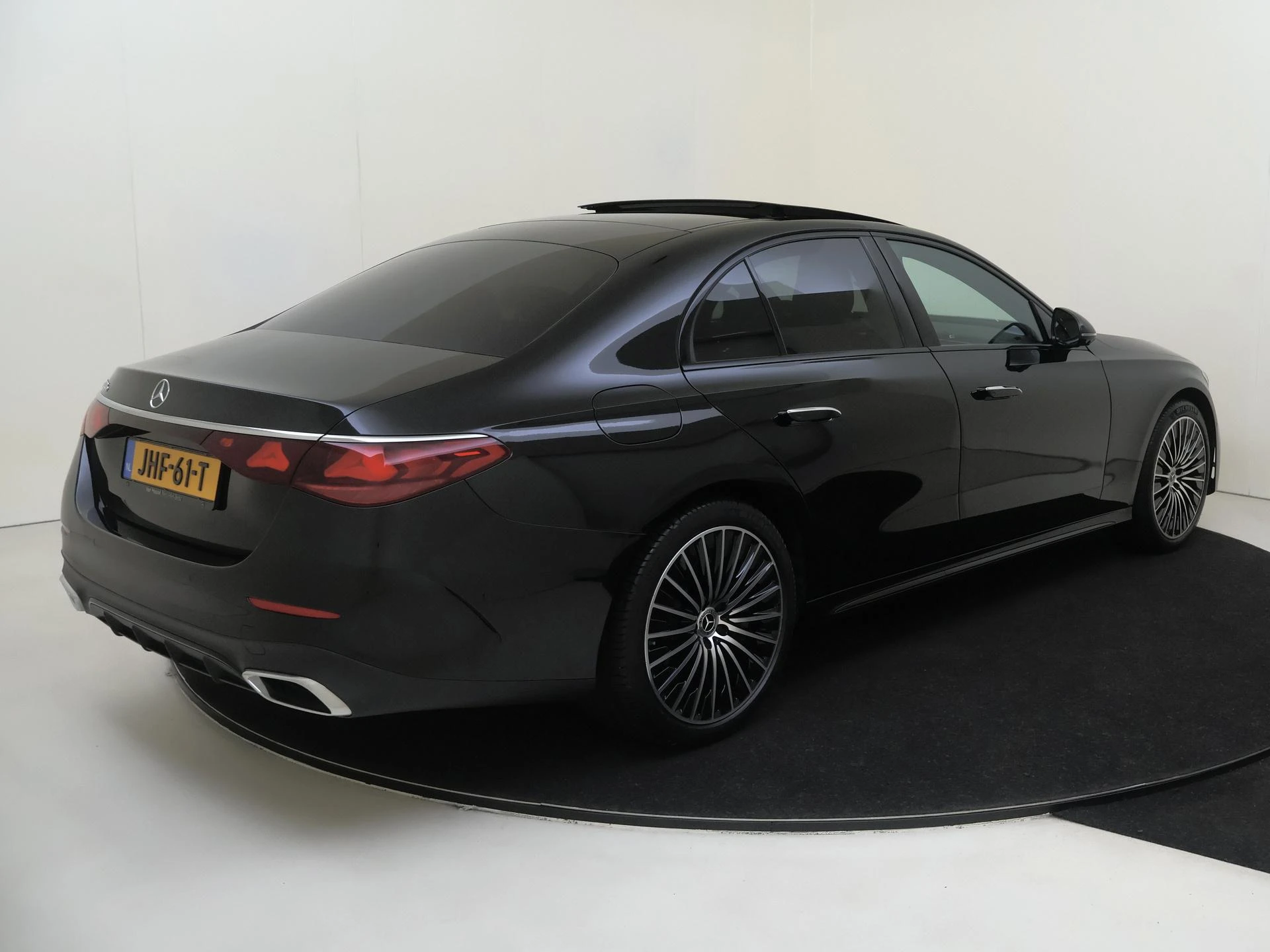Mercedes-Benz E-Klasse 300 e Sport Edition