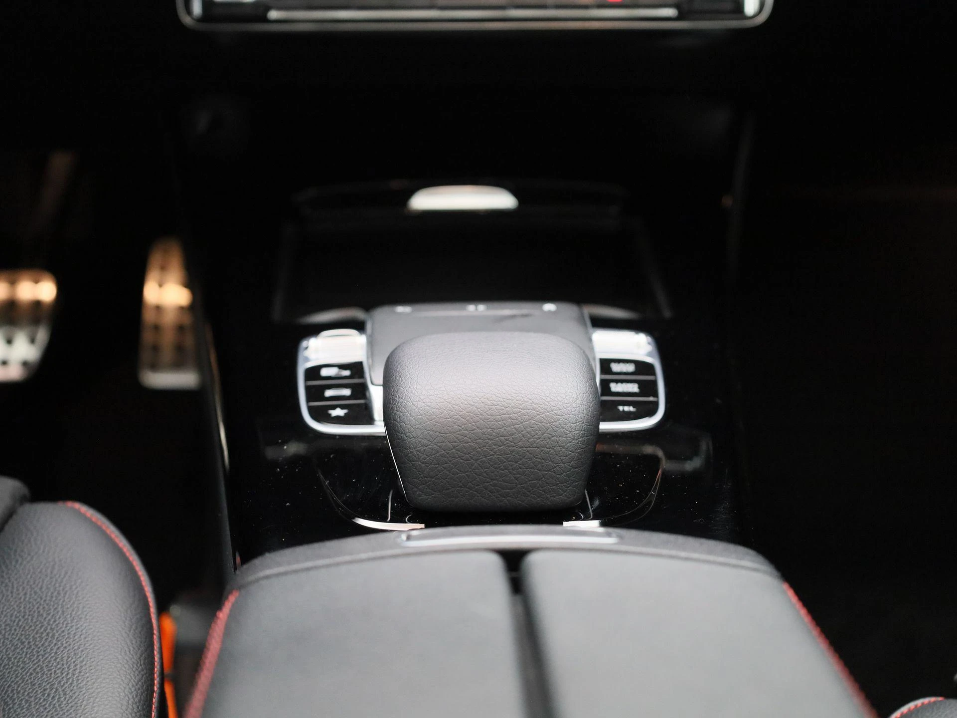 Mercedes-Benz-A-Klasse-image-10