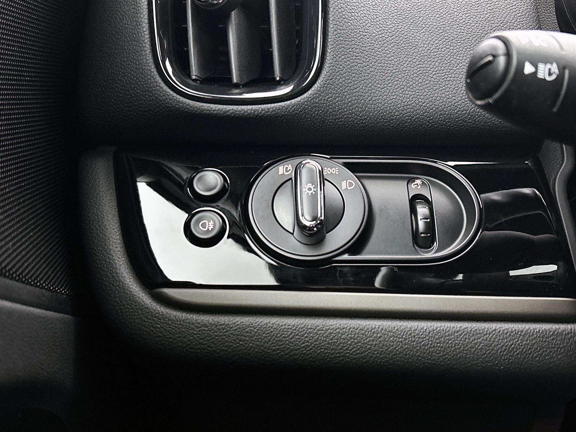 MINI-Countryman-image-15
