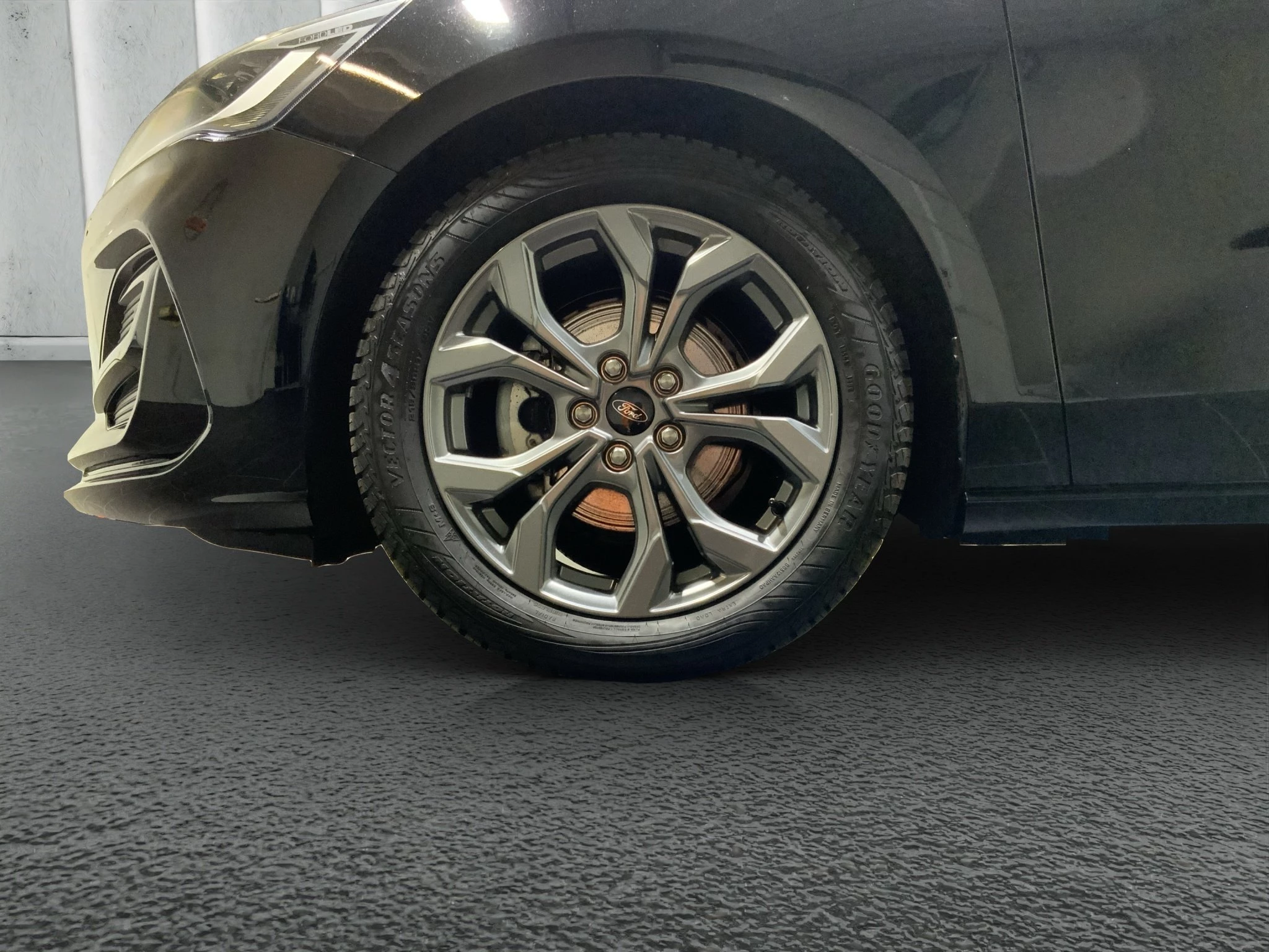 Ford Focus ST-Line Turnier Aut.*ACC*KAM*NAVI*LED*WINTER-PKT.