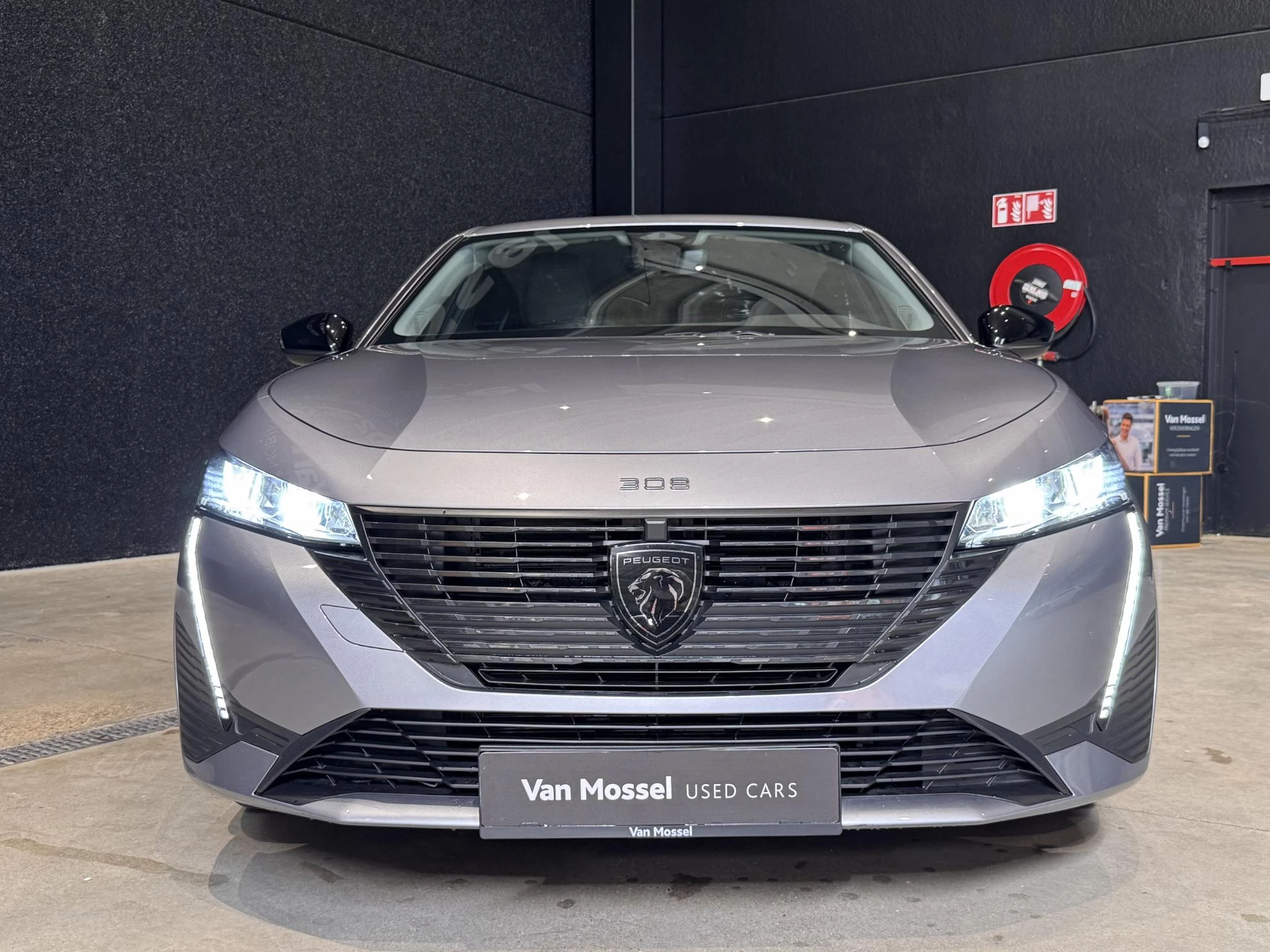 Peugeot-308-image-1