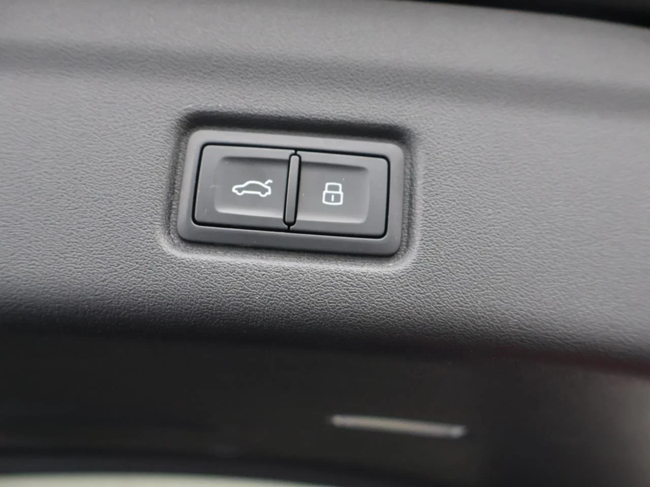 Audi SQ6 e-tron SQ6 e-Tron QUATTRO 100kWh 489PK *AUTOMAAT*SPORTZETELS*LEDER*360° CAMERA*PDC*CRUISE*NAVI*APP-CONNECT*...*
