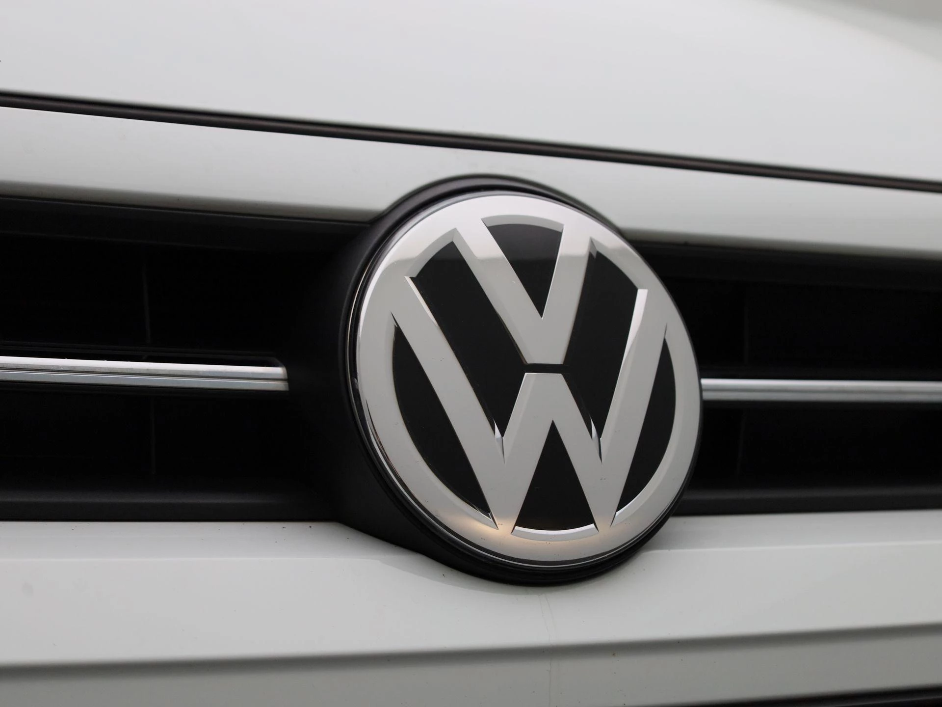Volkswagen-Polo-image-31