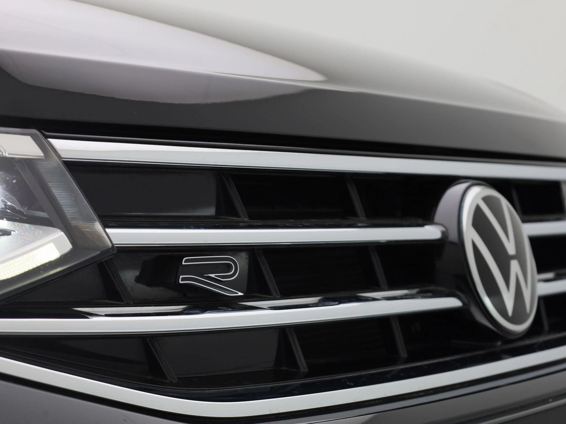 Volkswagen-Tiguan-image-47