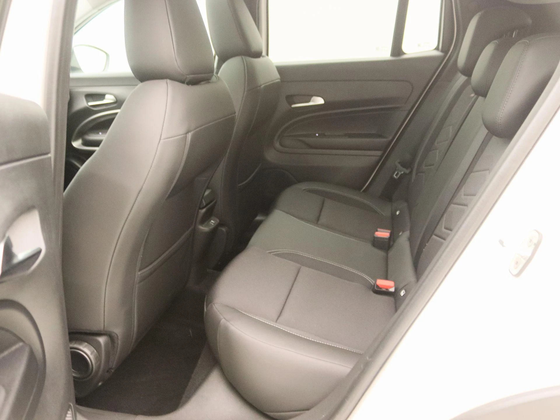 Jeep-Avenger-image-12