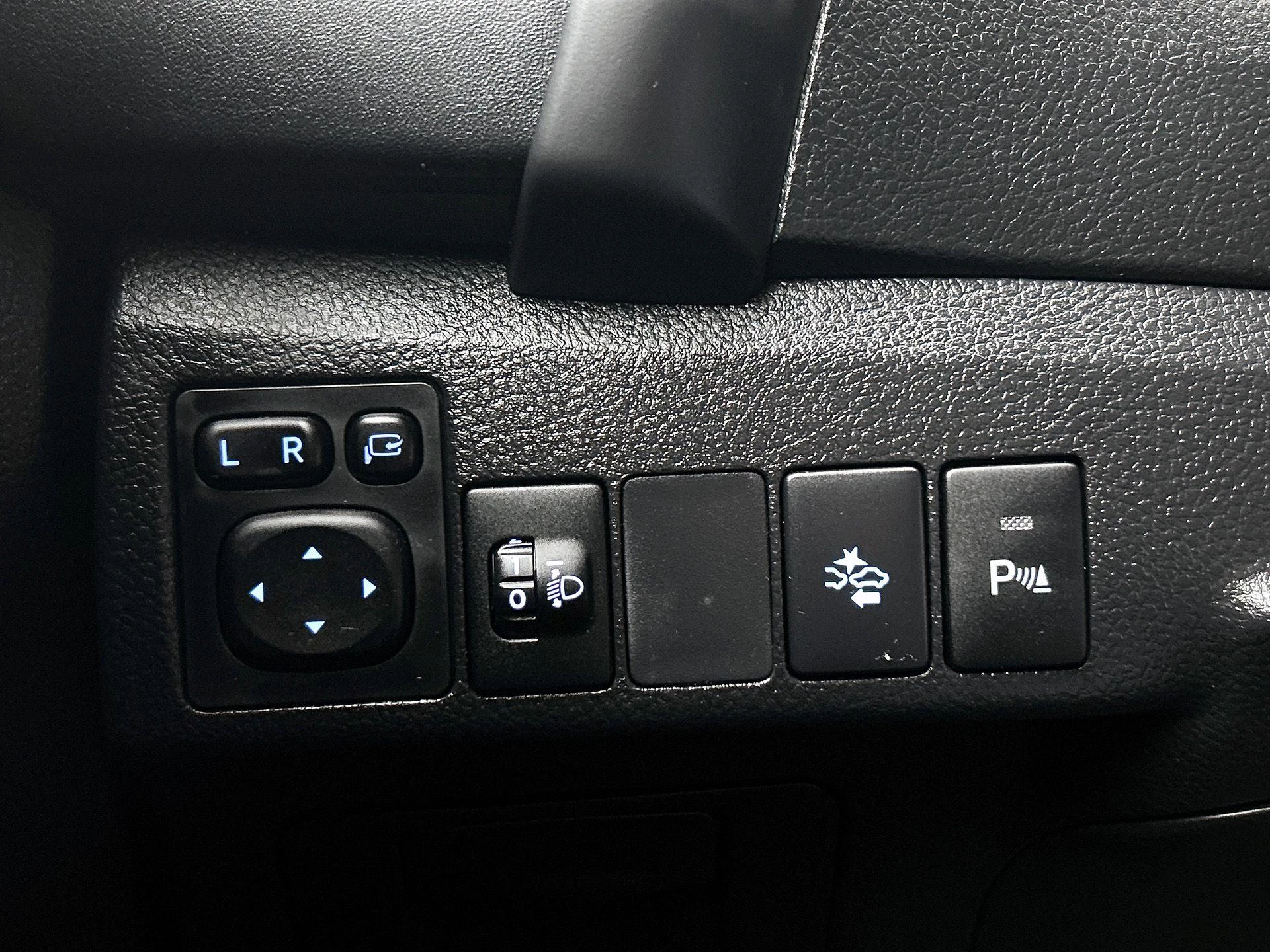 Toyota-Auris-image-23