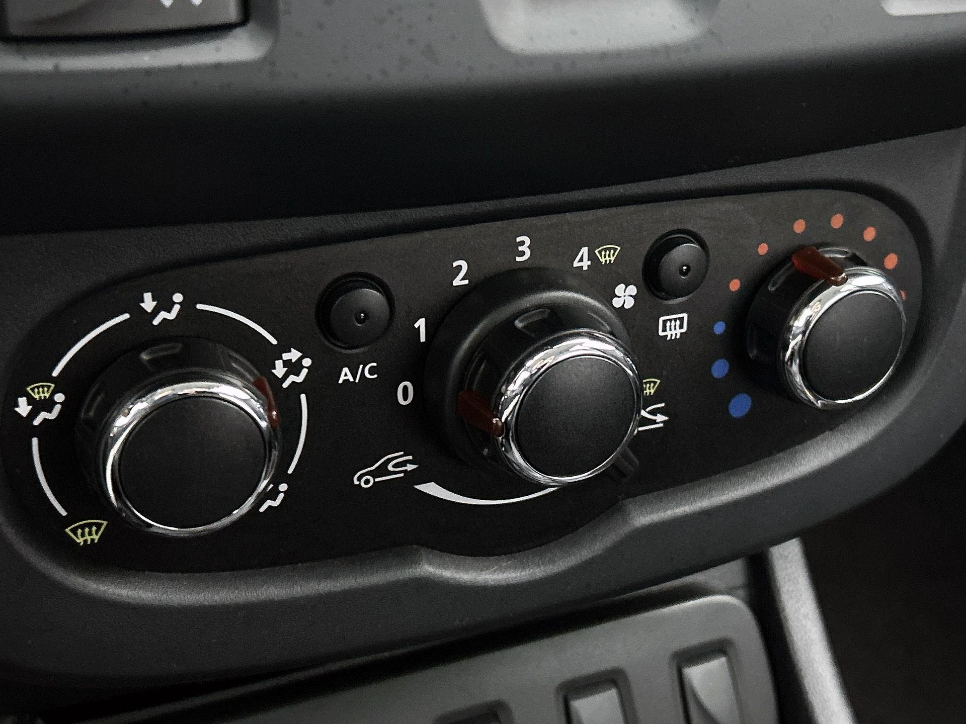 Dacia-Duster-image-16