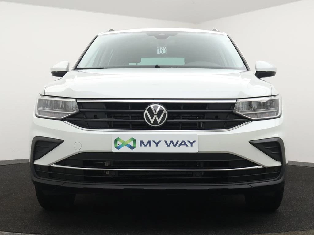 Volkswagen-Tiguan-image-6