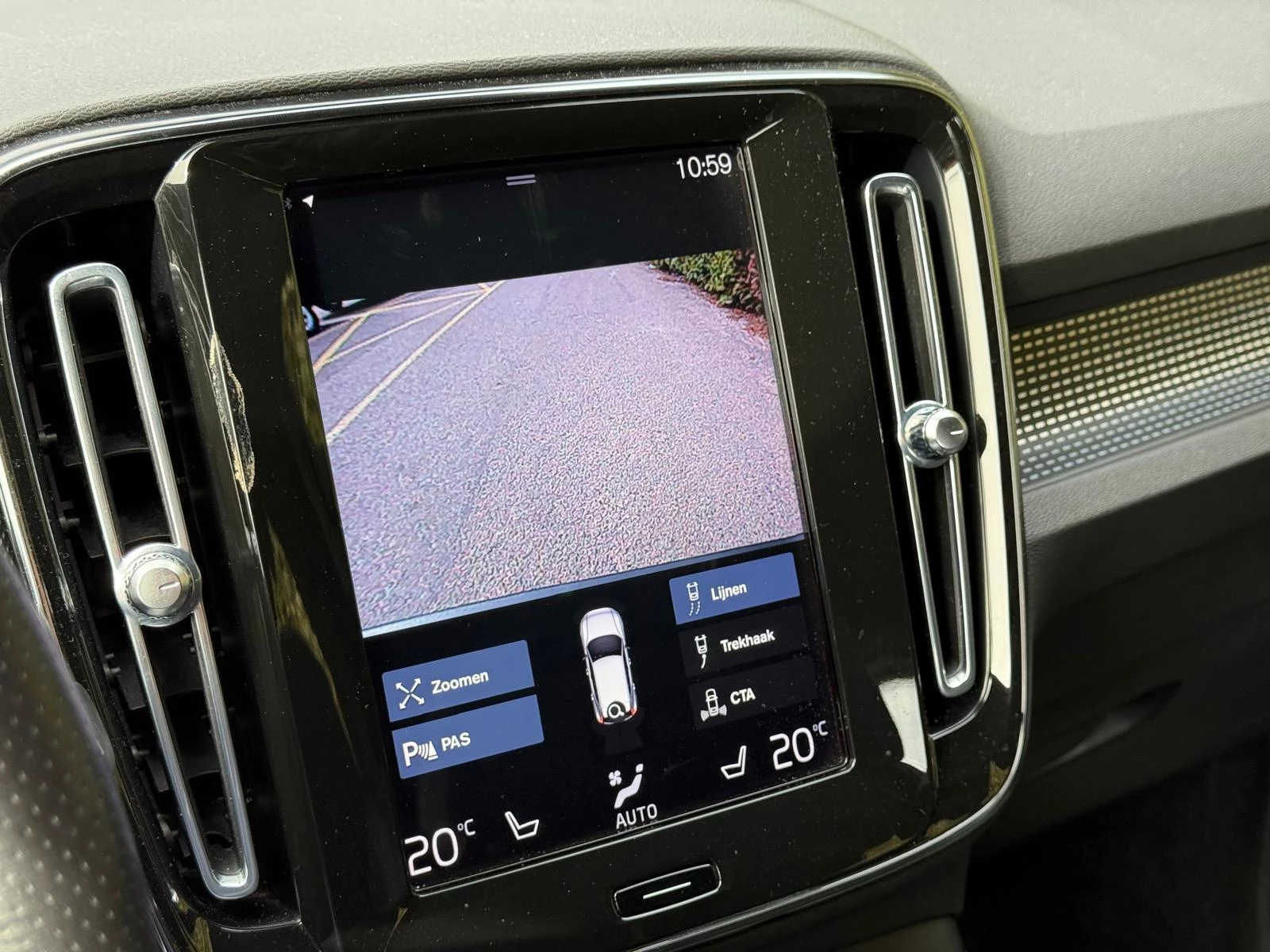 Volvo XC40 1.5 T5 Recharge R-Design