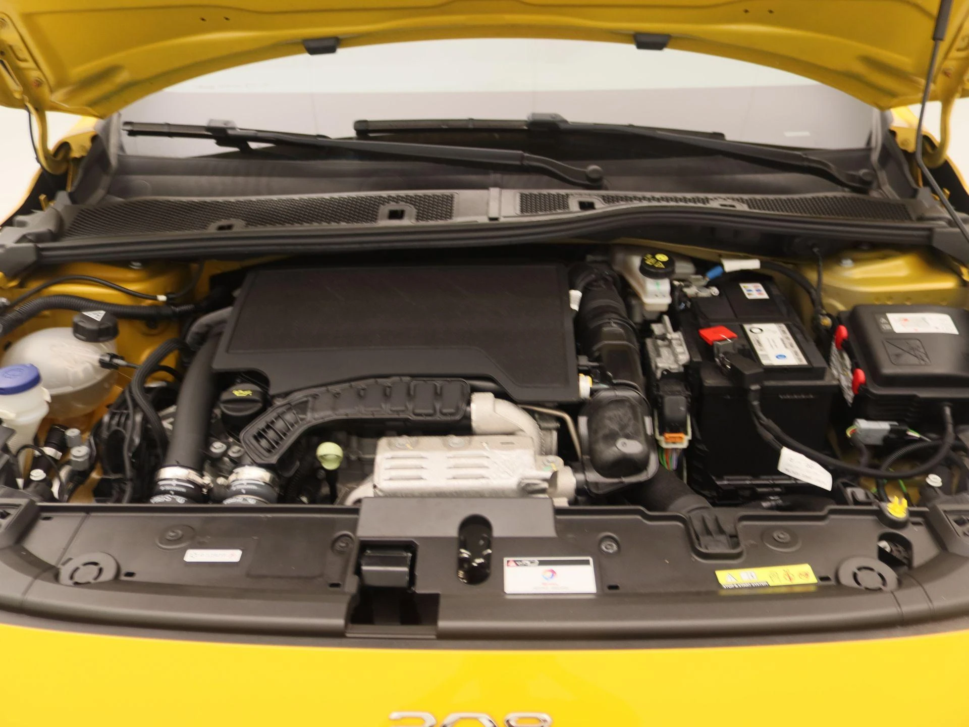 Peugeot-208-image-24