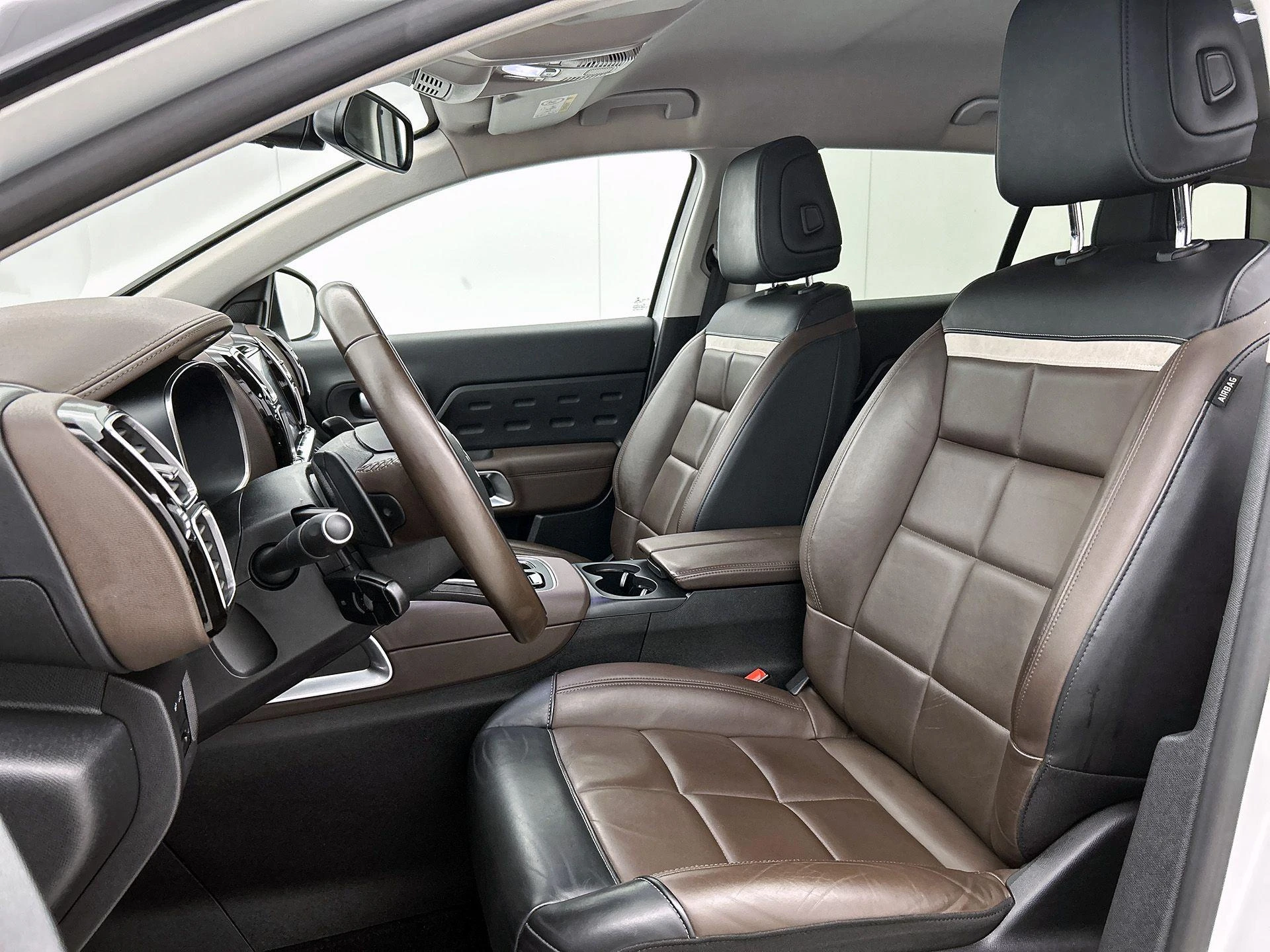 Citroën-C5 Aircross-image-34