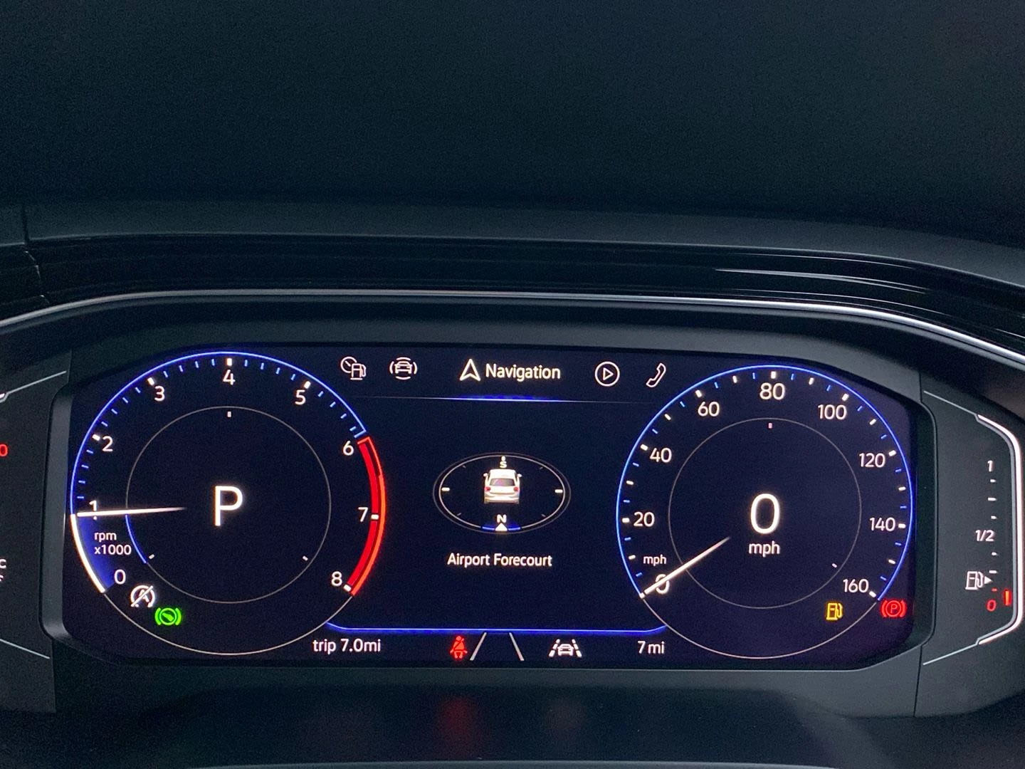 Volkswagen-Polo-image-12