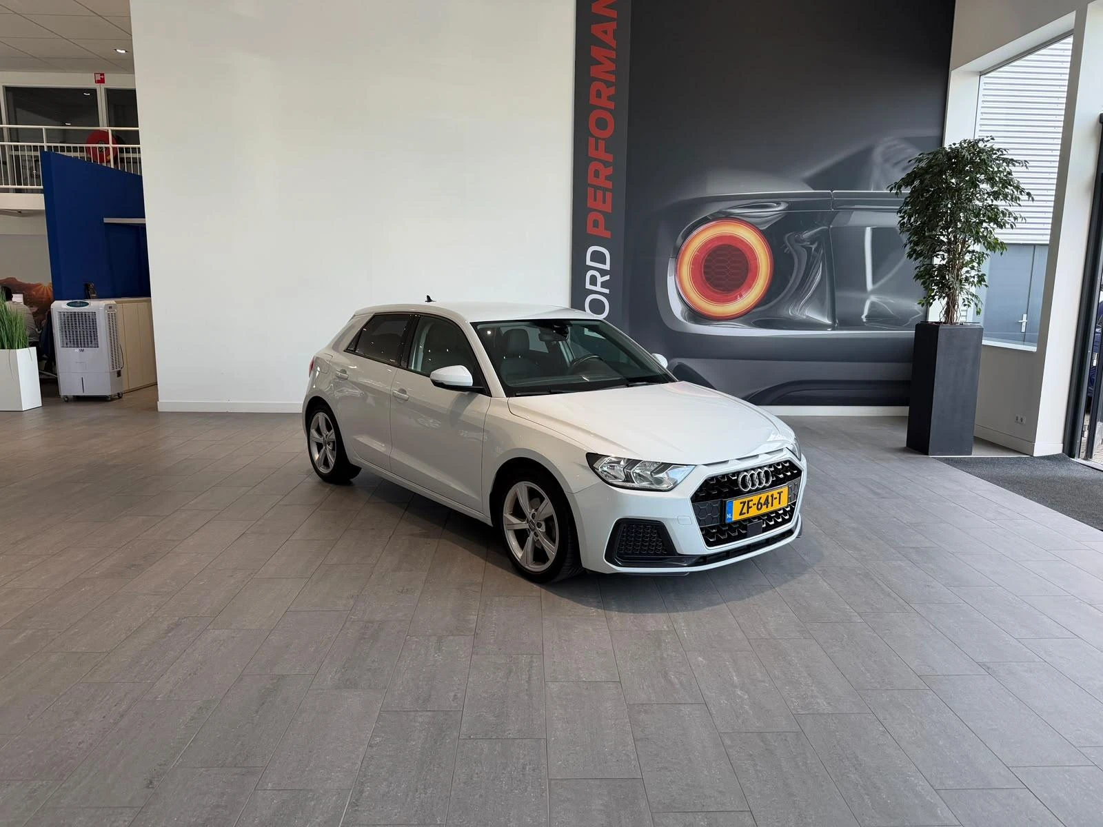 Audi-A1 Sportback-image-7