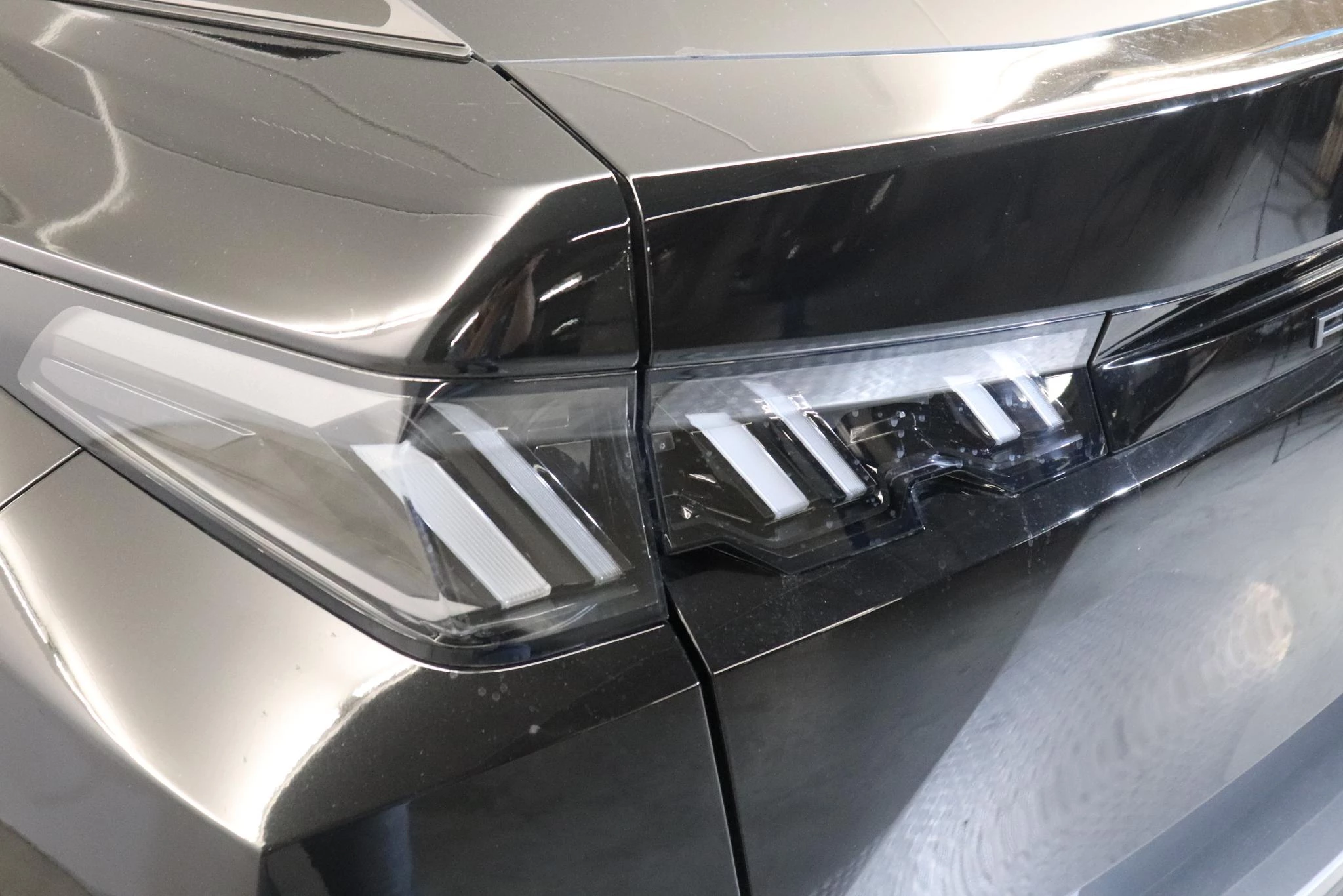 Peugeot-e-3008-image-14